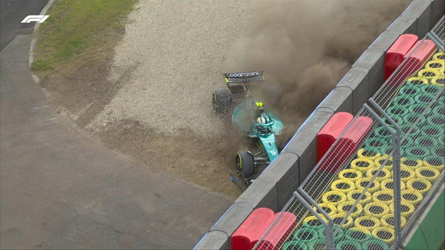 Sebastian Vettel crasht im dritten Training. 