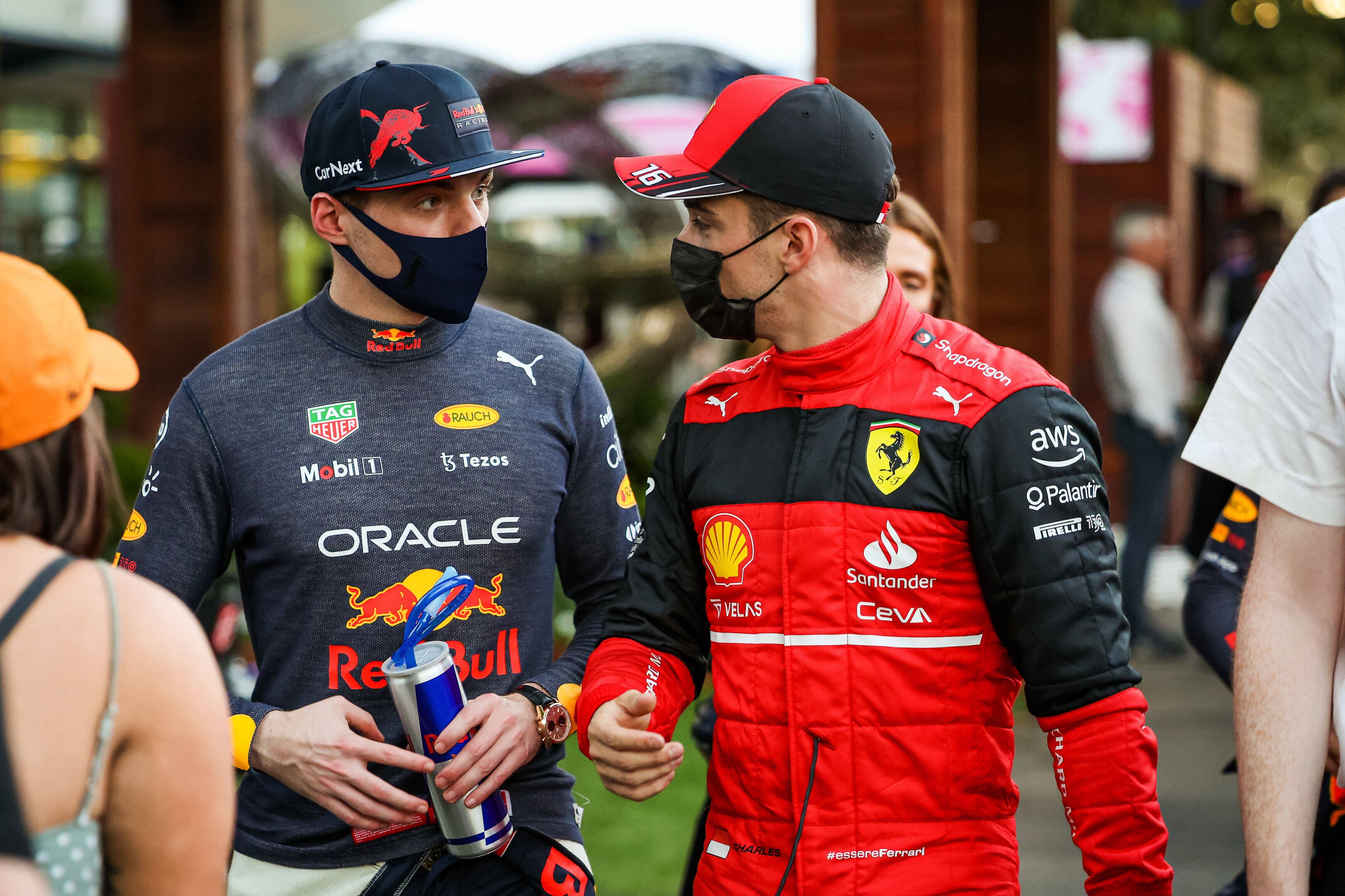 Max Verstappen und Charles Leclerc