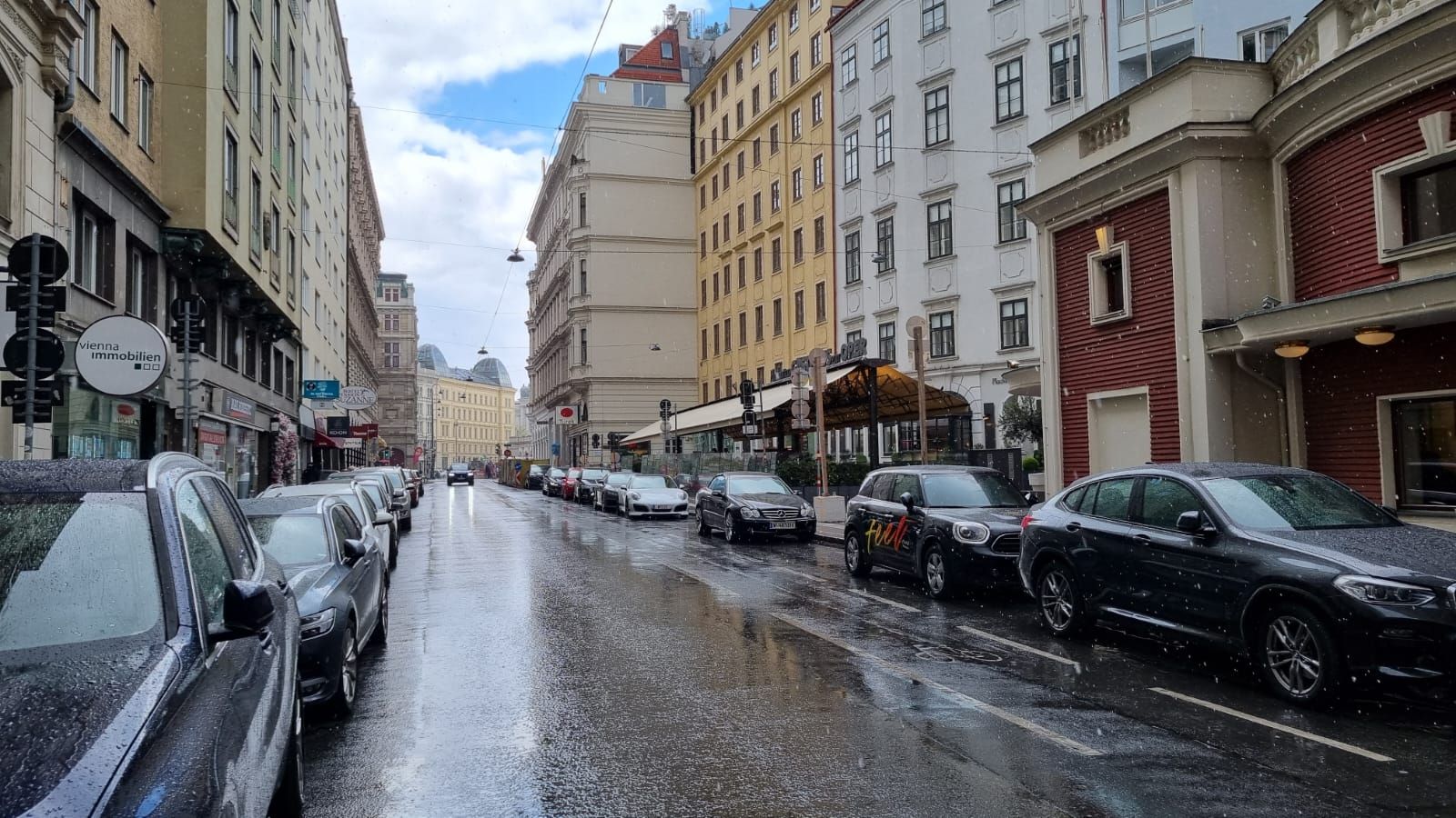 Graupel-Schauer in Wien