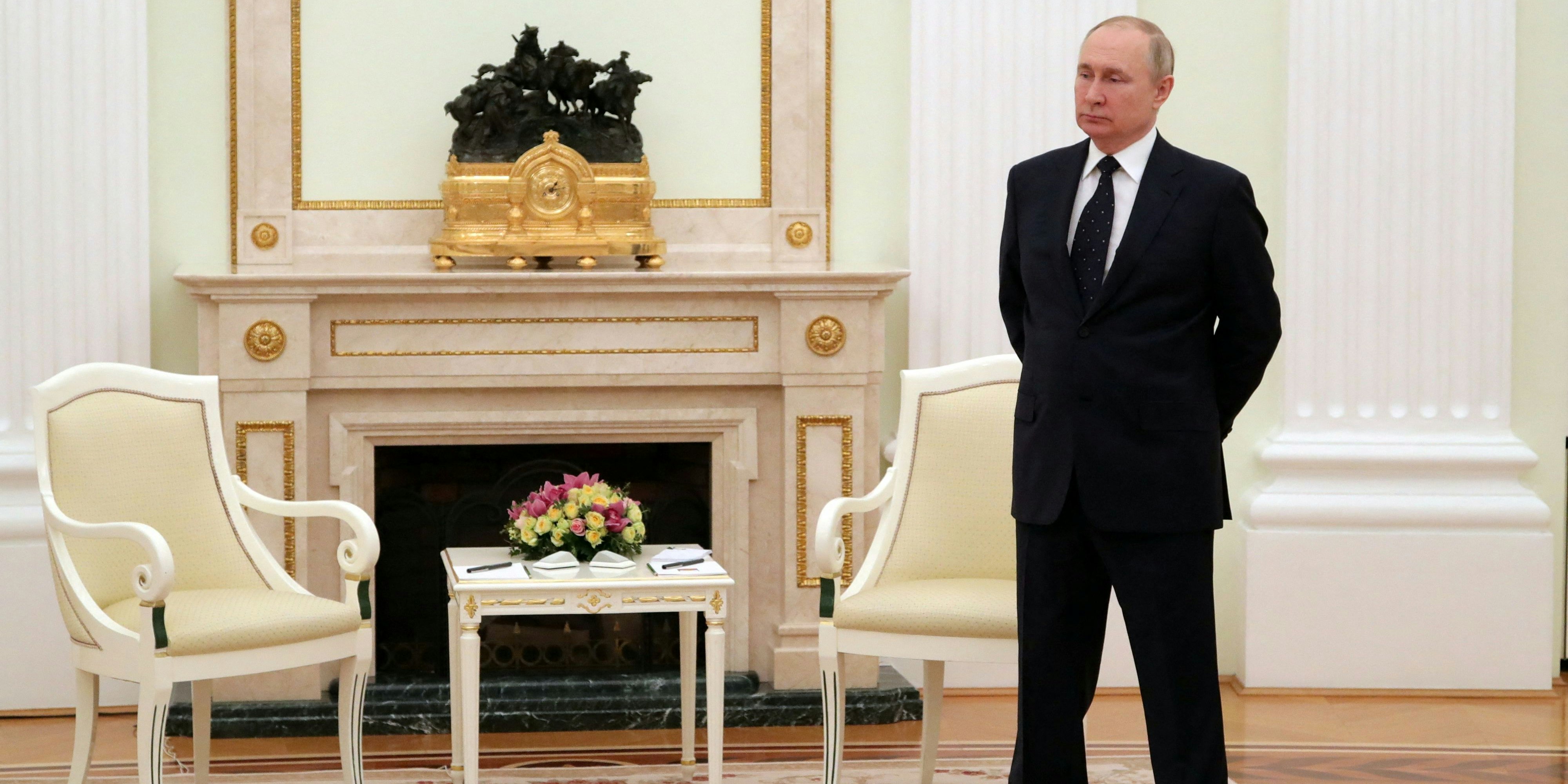 Im Westen  bis jetzt isoliert: Putin