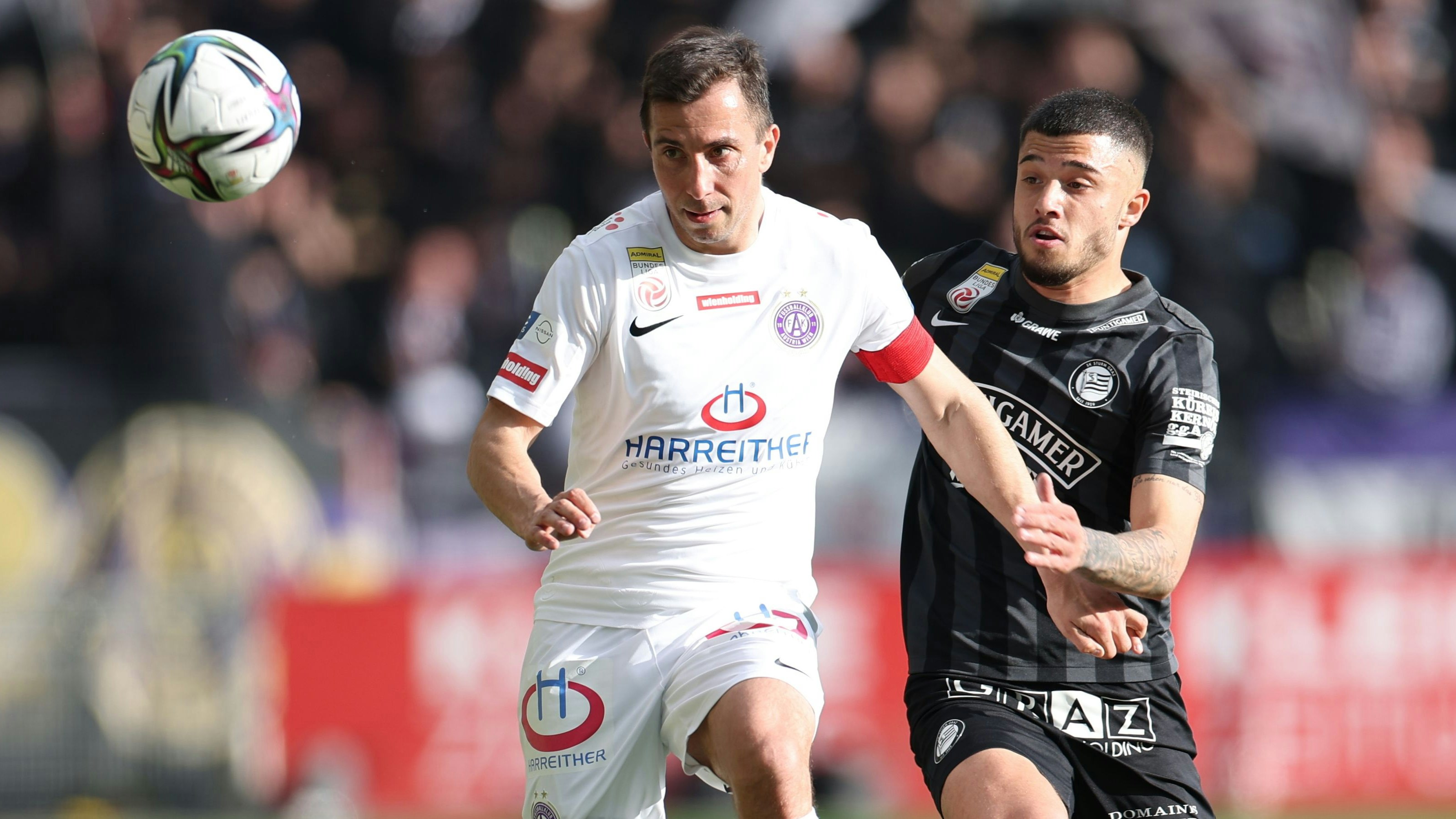 Die Austria ist in Graz gegen Sturm gefordert.