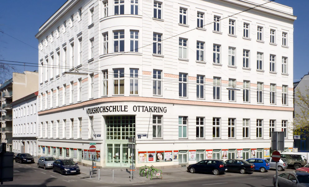 Bis 2030 sollen 27 Standorte der Wiener Volkshochschulen saniert werden. 75 Millionen Euro werden dafür in die Hand genommen, Start ist in Ottakring.