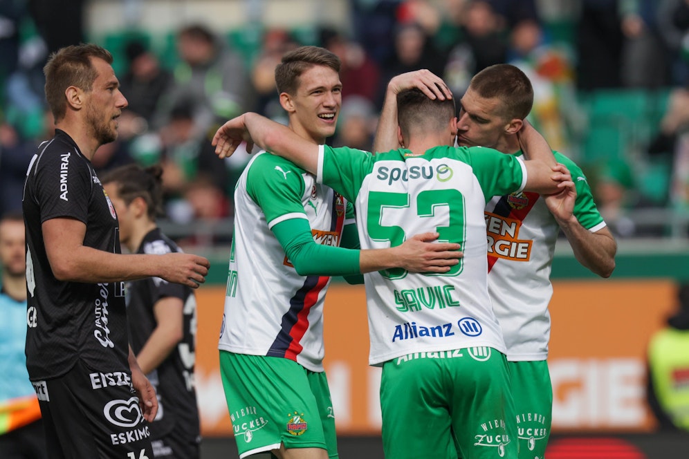 Savic bejubelt seinen 2:1-Siegestreffer.