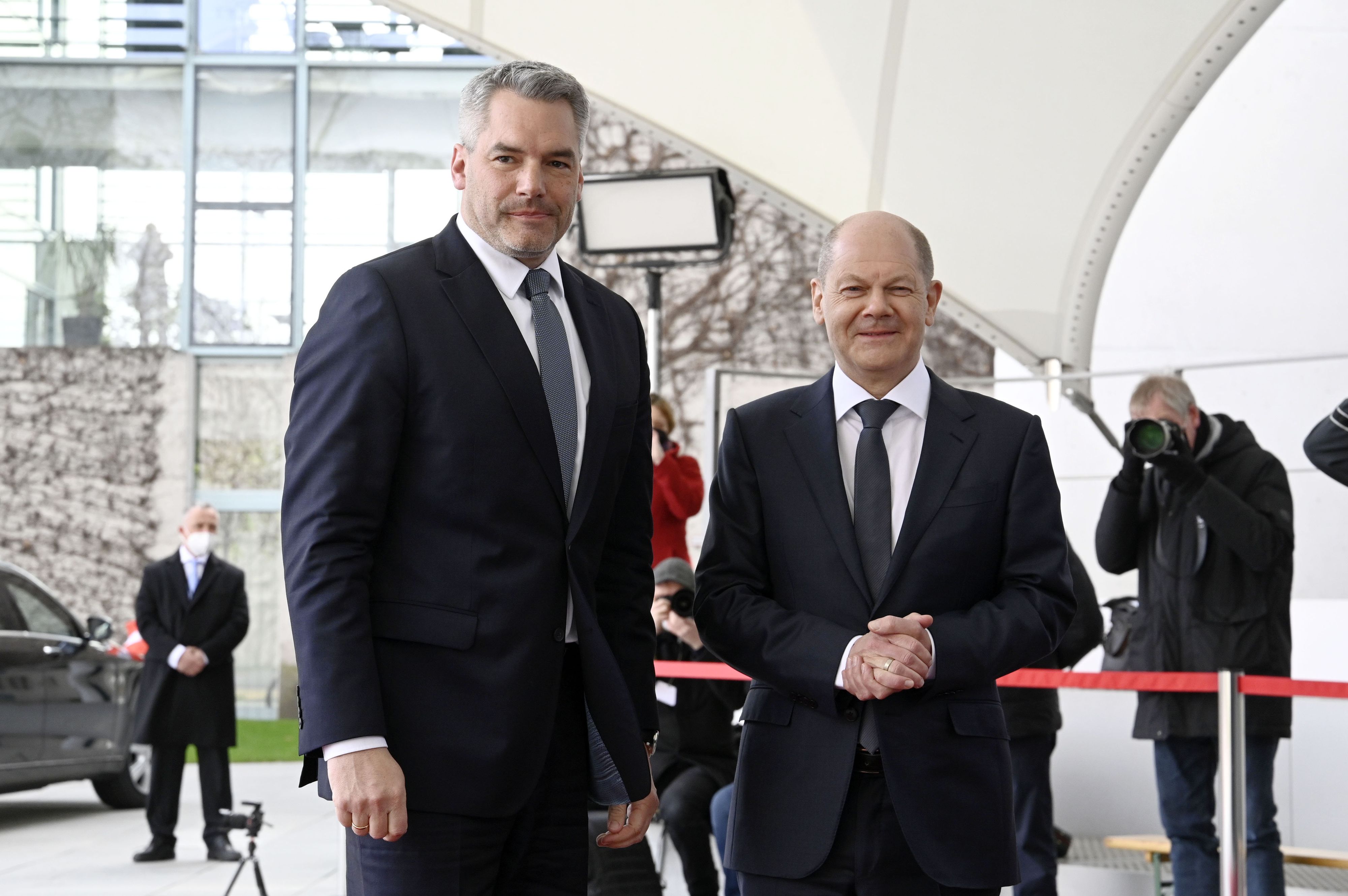 Karl Nehammer mit Olaf Scholz bei einem Besuch in Berlin