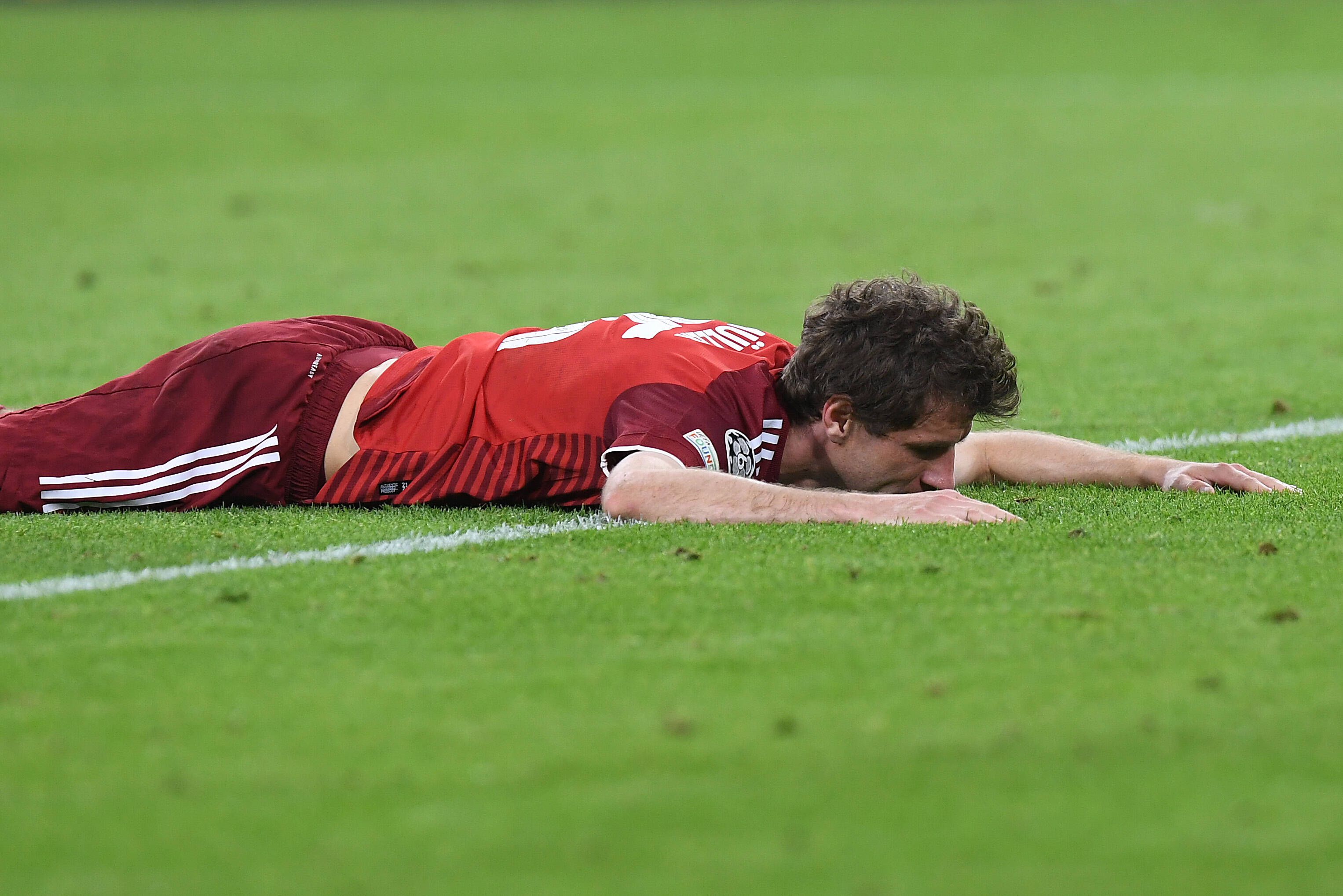 Thomas Müller kann's nicht fassen