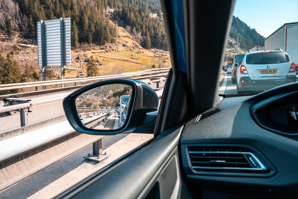 Blechlawine zu Ostern? So kannst du trotzdem Sprit sparen.&nbsp;