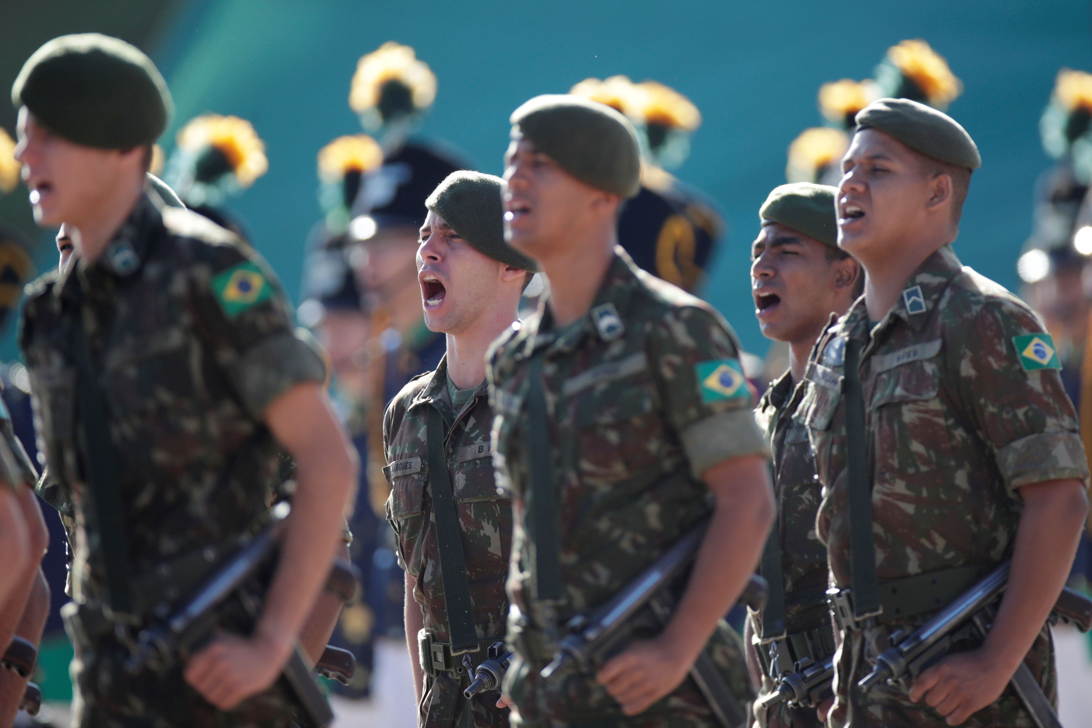 «Kleine blaue Pillen» für die Soldaten: Brasilianische Militärparade. (Archivbild)