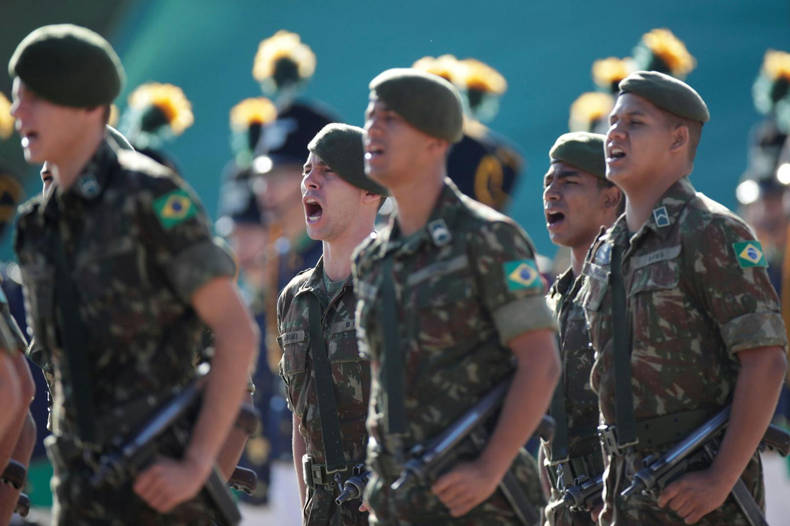 "Kleine blaue Pillen" für die Soldaten: Brasilianische Militärparade. (Archivbild)