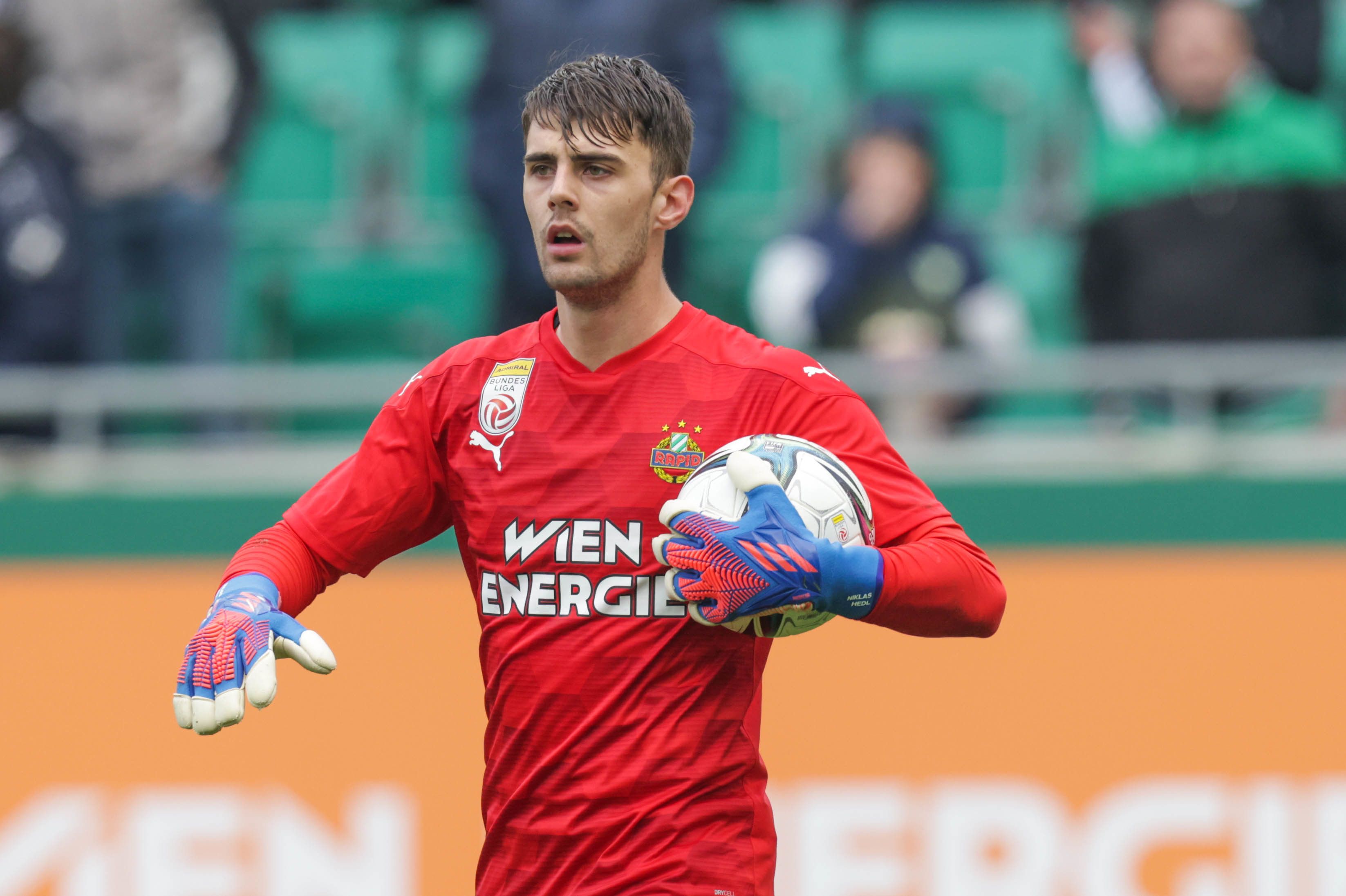 Niklas Hedl ist aktuell Rapids Einser-Tormann.