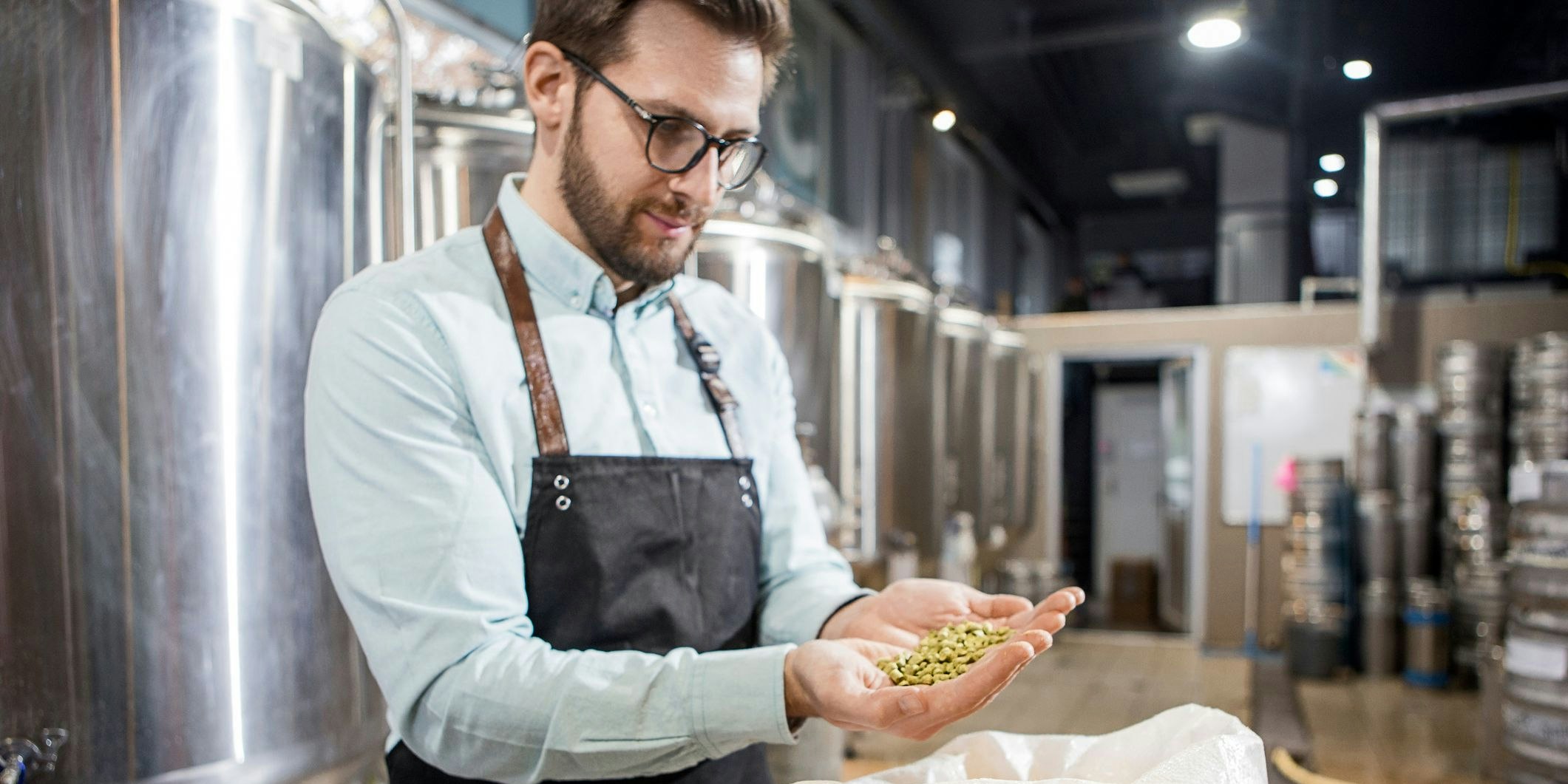 Die Einkaufspreise der Rohstoffe für Bier haben sich massiv erhöht.