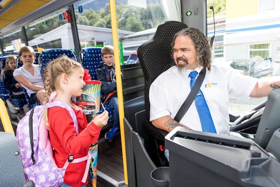 Das "Cool in die Schul"- Projekt: Kinder lernen früh, die öffentlichen Verkehrsmittel gerne und selbständig anzunehmen.