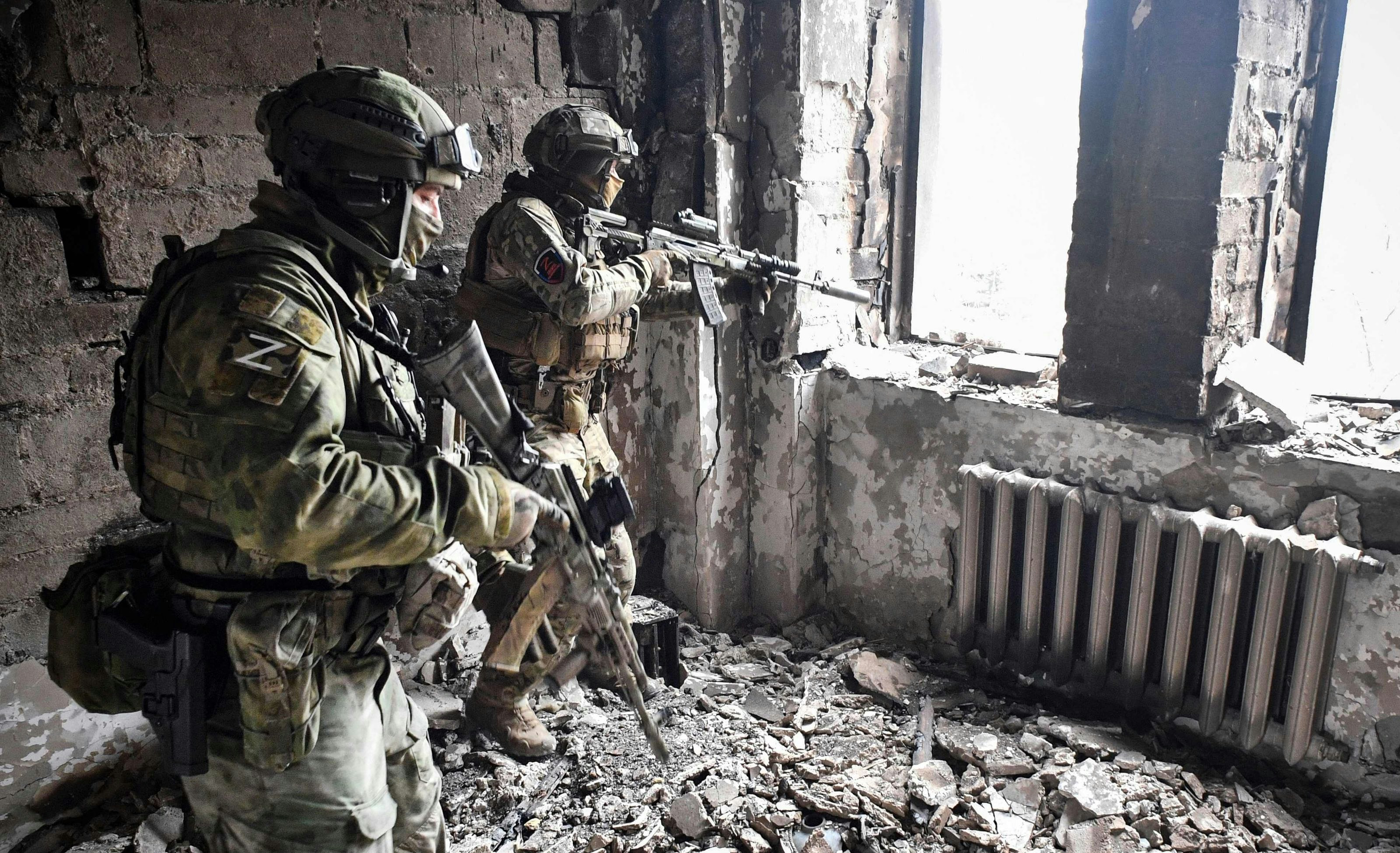 Der Mitschnitt soll ein Gespräch zwischen einer russischen Frau und ihrem Mann im Ukraine-Einsatz zeigen. 