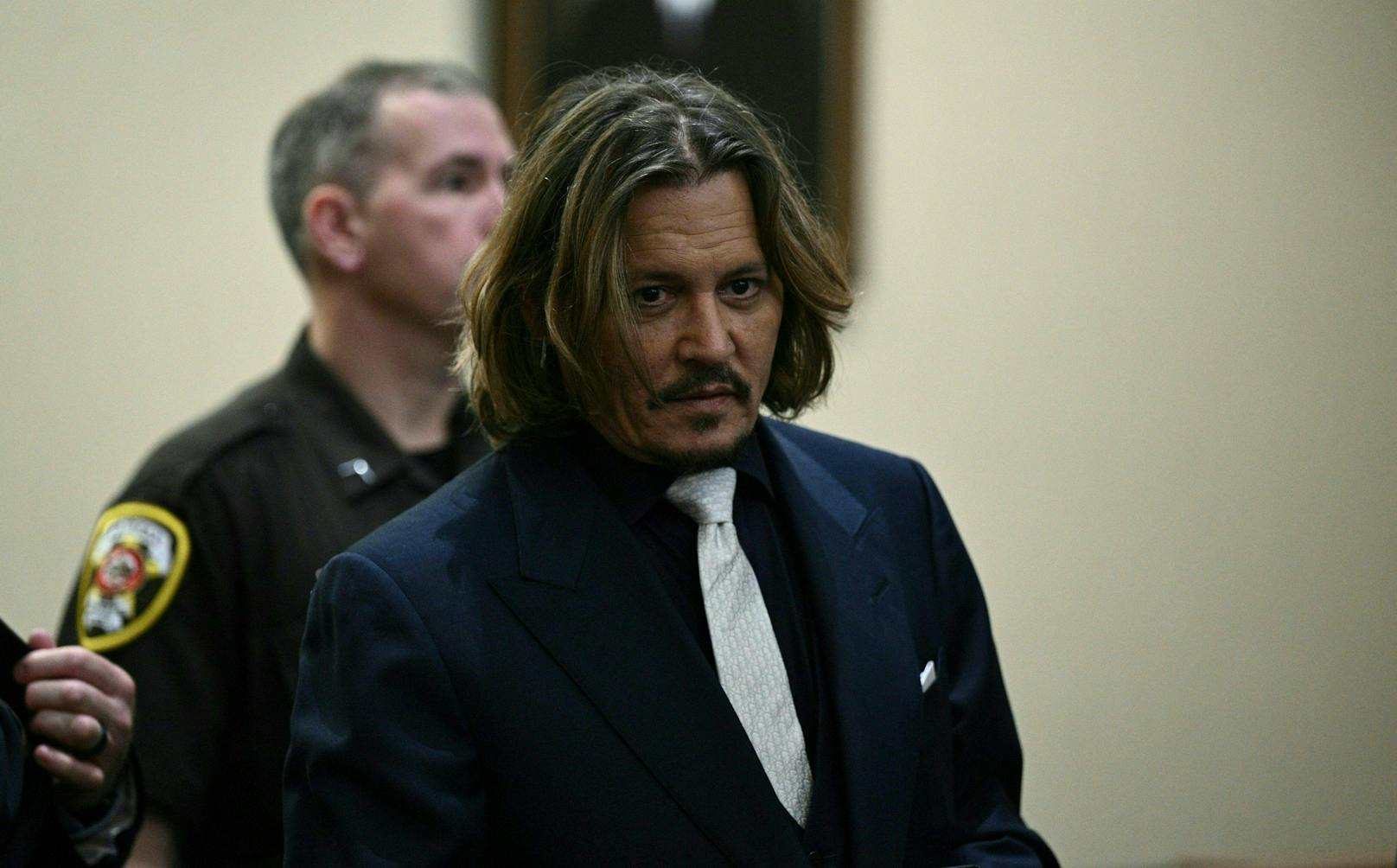 Johnny Depp verzichtet laut seinem Anwalt auf das Geld. Ihm ging es um etwas "kostbareres".