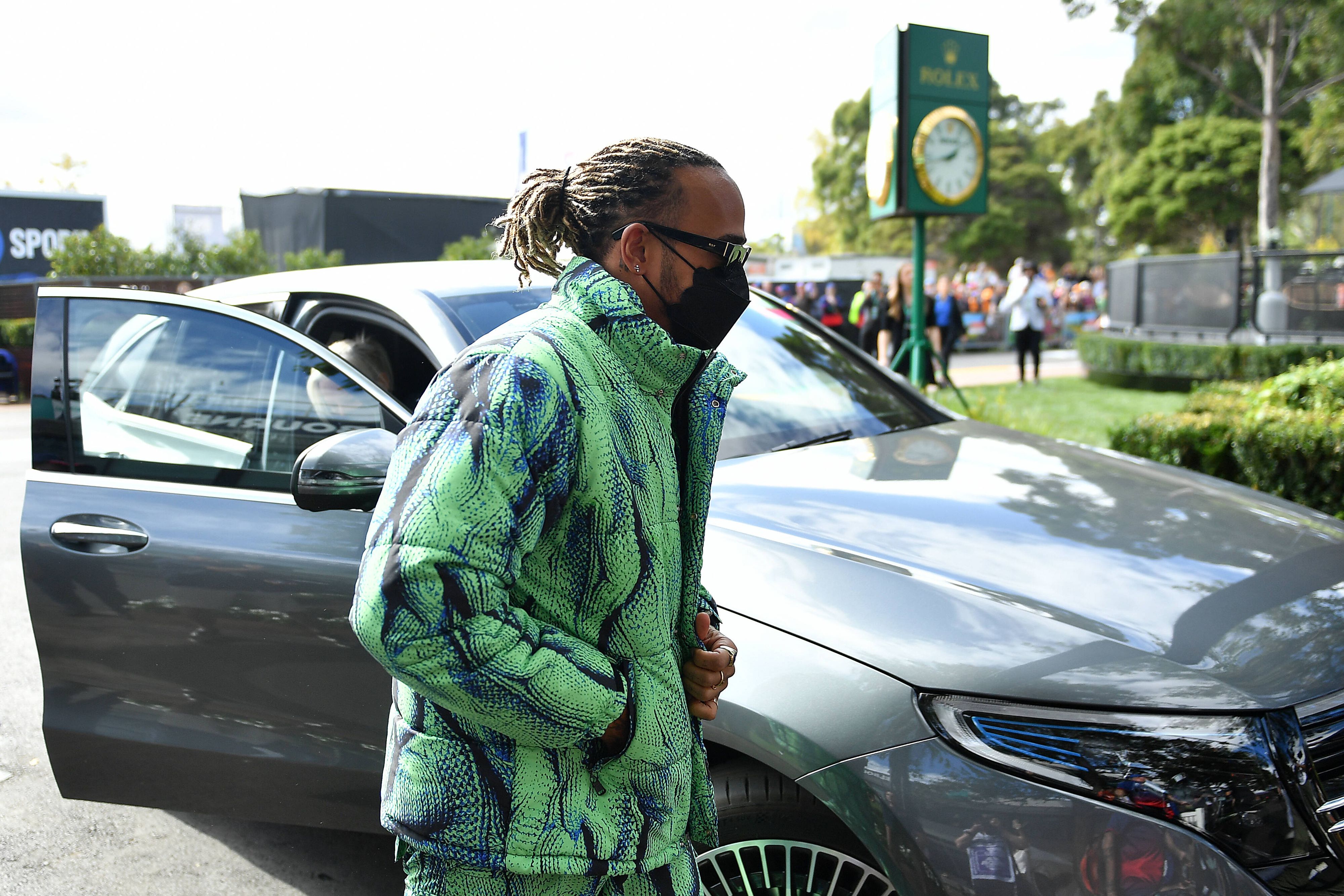 Lewis Hamilton wird sich nicht ans Schmuckverbot in der Formel 1 halten. 