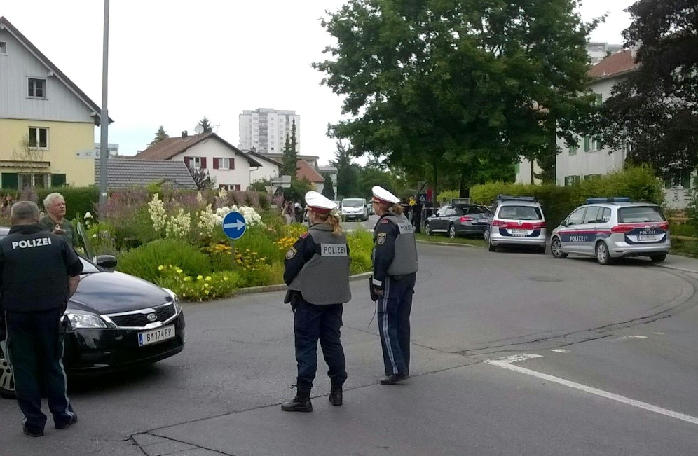 Die Polizei rückte zum Tatort aus. Symbolbild. 