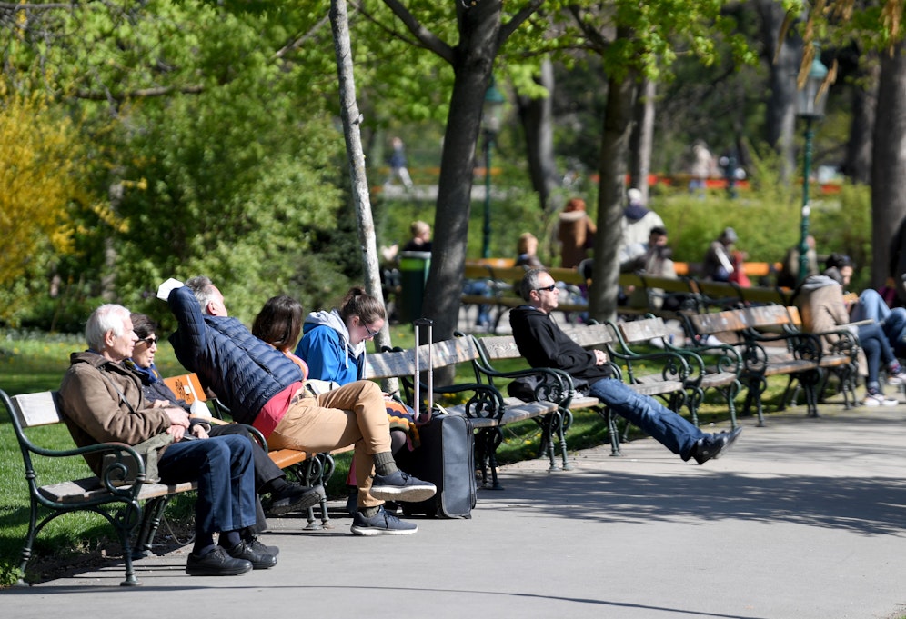 Auch die warmen Temperaturen tragen einiges dazu bei, dass sich die Coronazahlen im Sinkflug befinden.