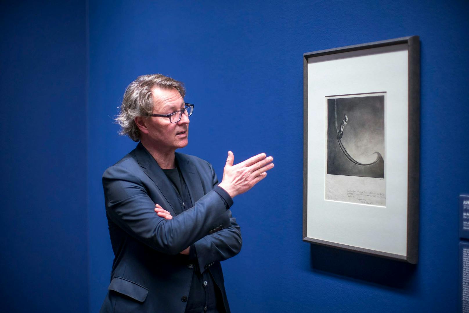 Kurator und Direktor Wipplinger über Kubins Arbeiten: "Man kann das kunsthistorisch relevante Werk von Kubin nicht von seinen Erfahrungen und schrecklichen Erlebnissen trennen."