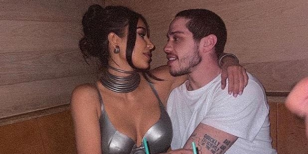 Kim Kardashian turtelt mit ihrem neuen Freund Pete Davidson auf Instagram.