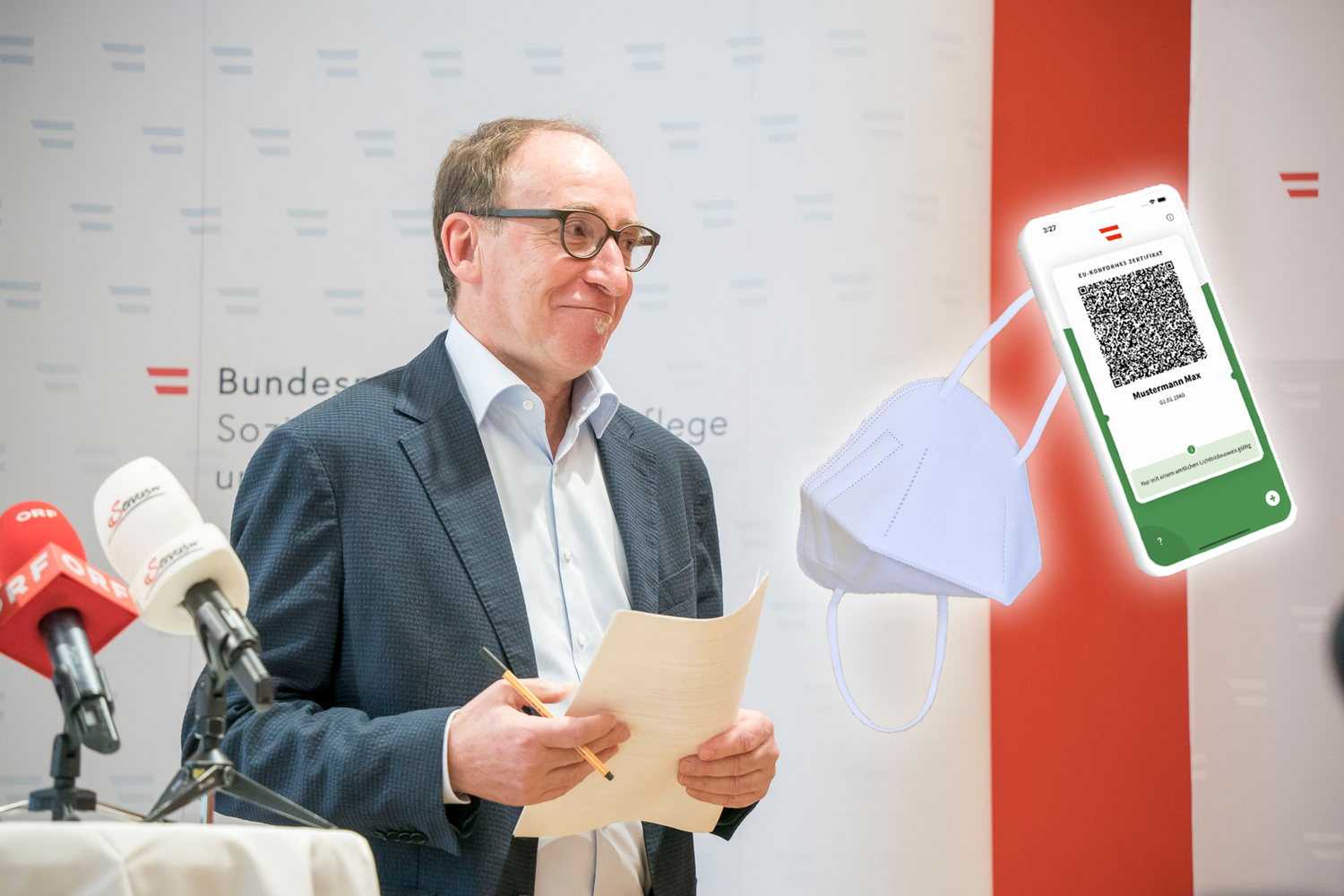 Die neuen Regeln in der Hand – Gesundheitsminister Johannes Rauch präsentierte, was ab Samstag in Sachen Masken, Grüner Pass und Co. gilt.
