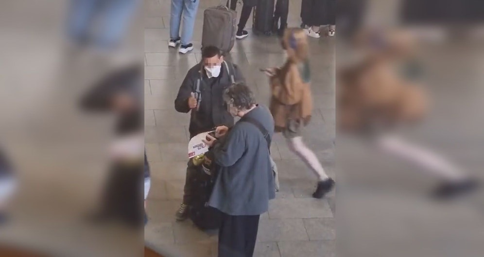 Die Männer nutzen die Hilfsbreitschaft der Wiener gnadenlos aus.