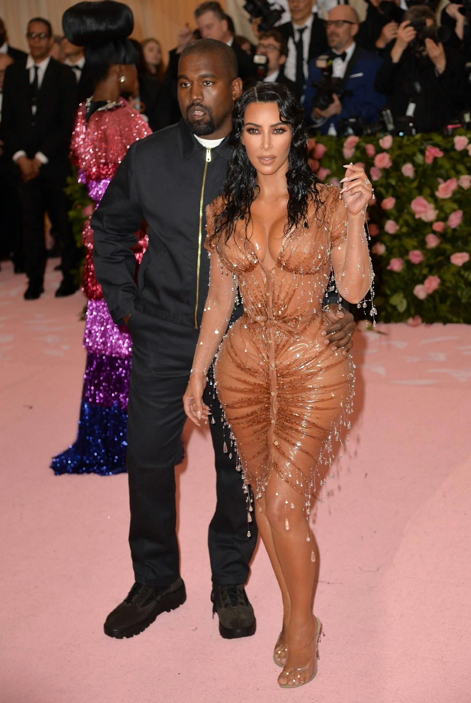 Kim und Kanye bei der Met Gala 2019. Wie viele "Spanx" hat sie wohl an?