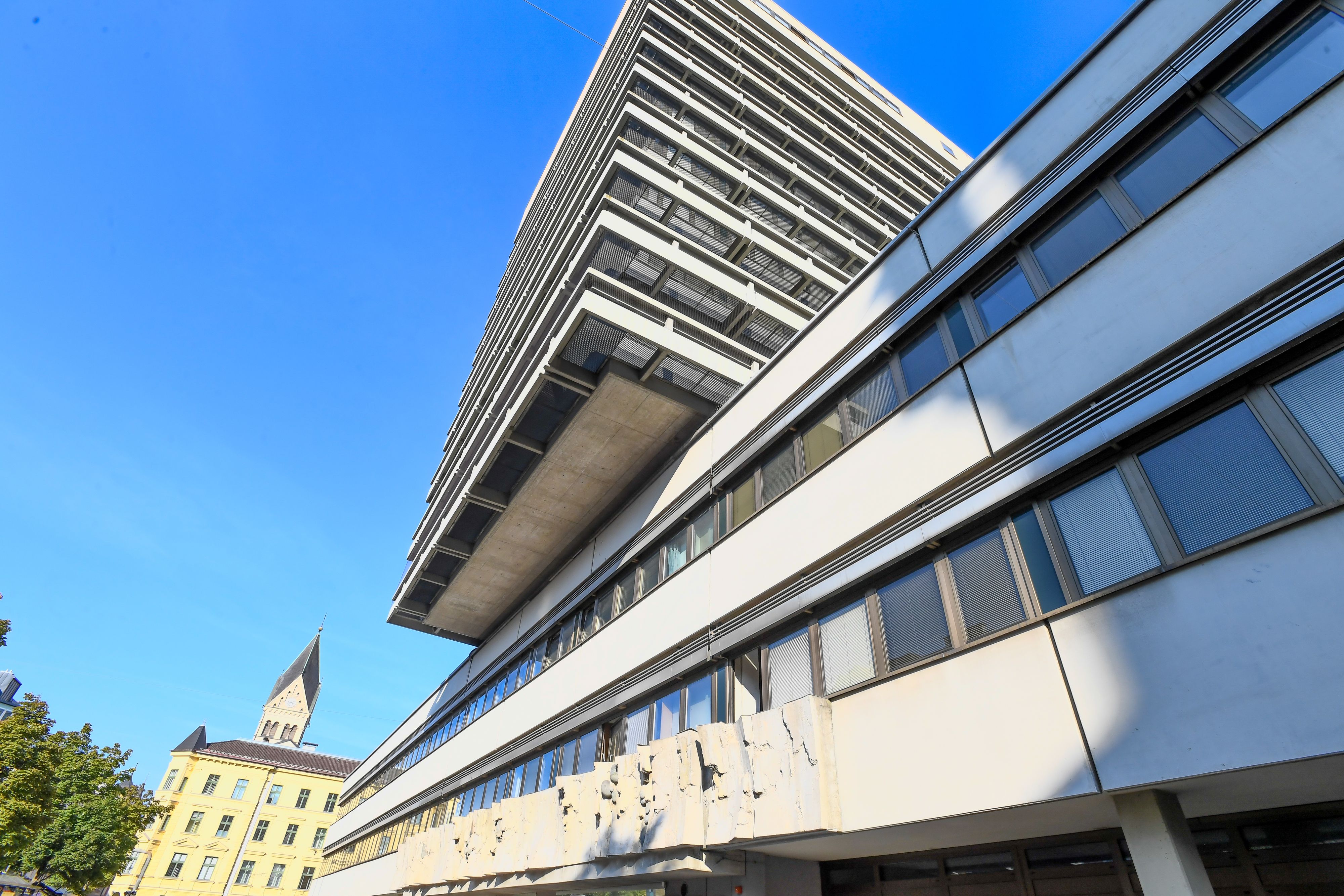 Das Innsbrucker Landesgericht wurde am Freitag Schauplatz eines seltsamen Prozesses. 