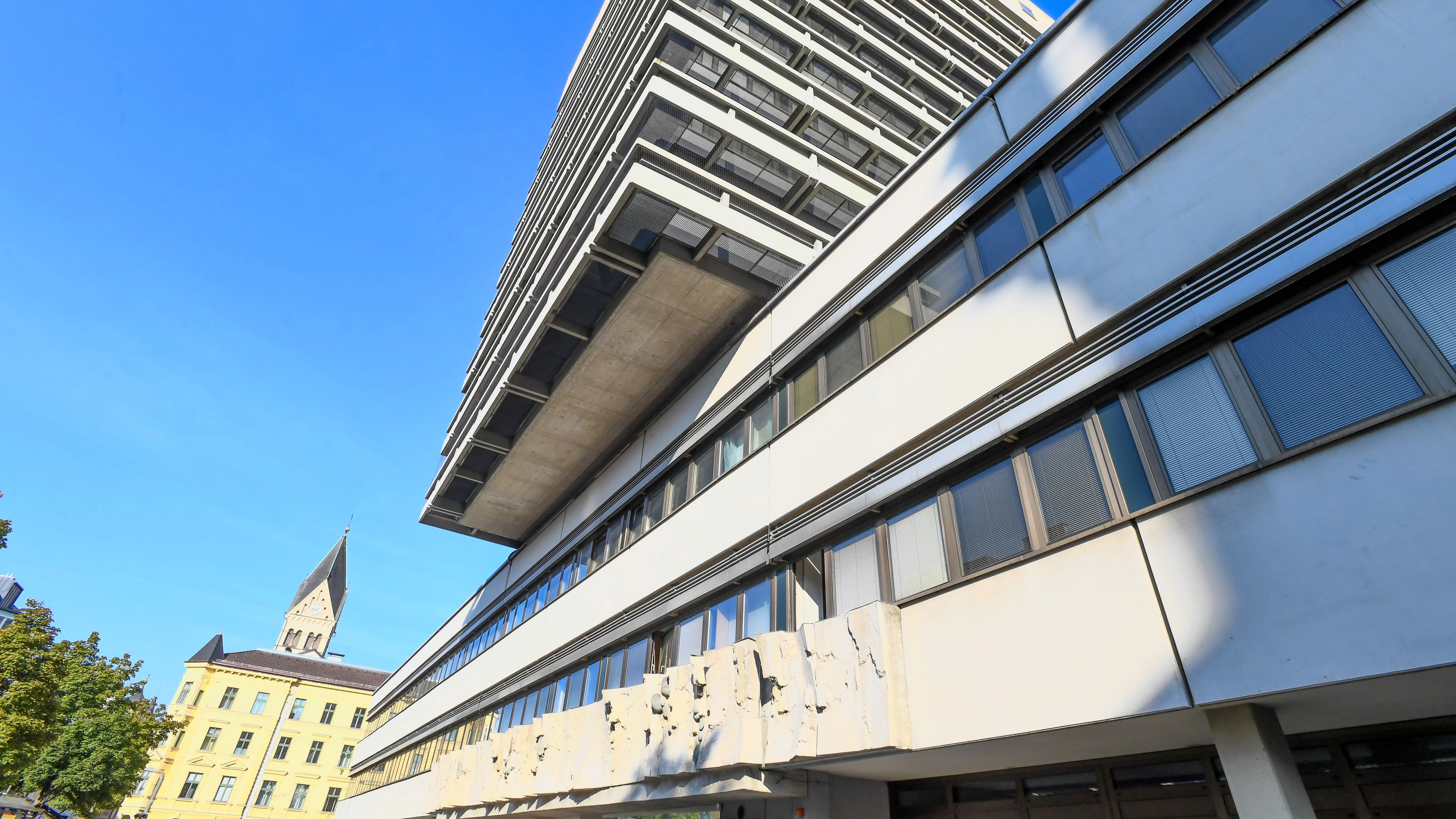 Das Innsbrucker Landesgericht wurde am Freitag Schauplatz eines seltsamen Prozesses. 