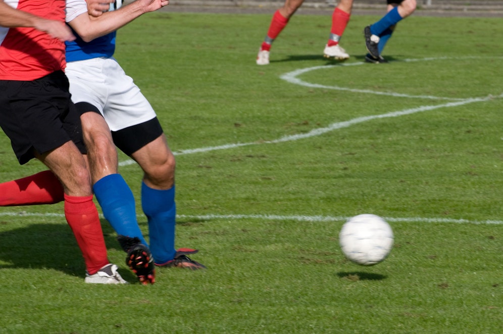 Nach einem Zweikampf kam es zu dem Kollaps des Spielers.