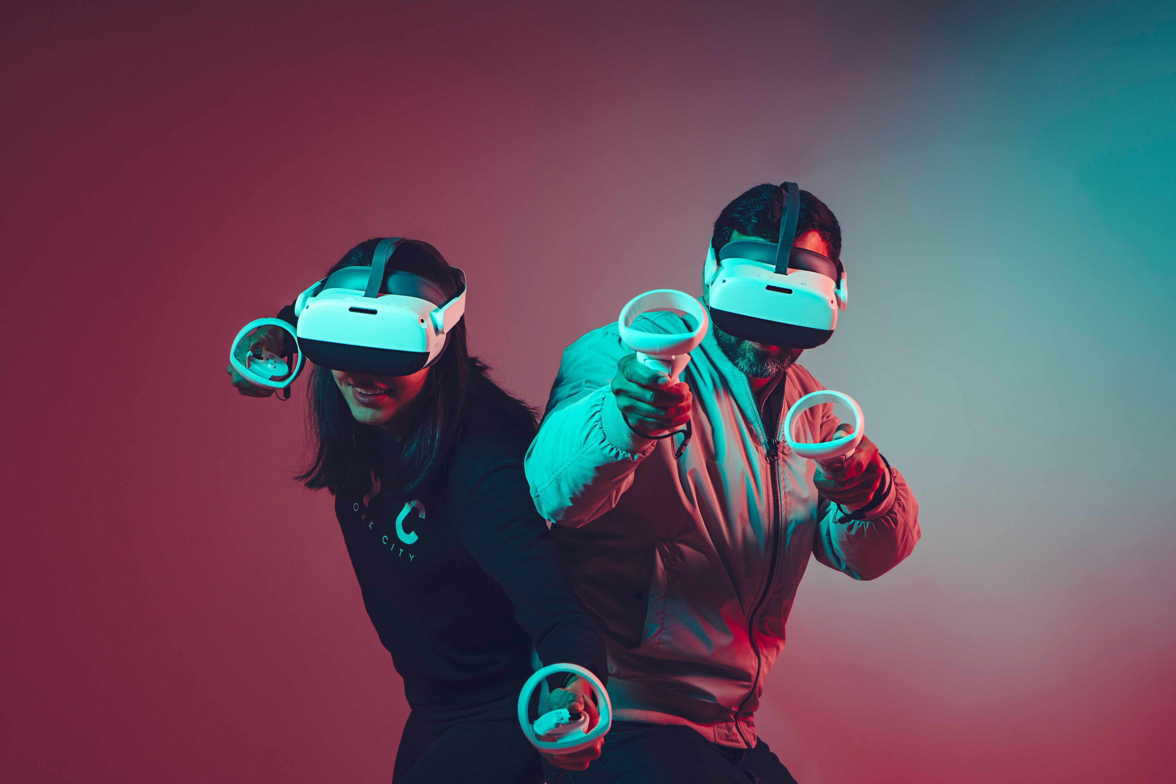 Ab sofort wird das Unternehmen, das weltweit führend bei B2B-VR-Lösungen ist, in sechs ausgewählten europäischen Märkten auch ein Standalone VR-Headset für Consumer und Gamer anbieten.