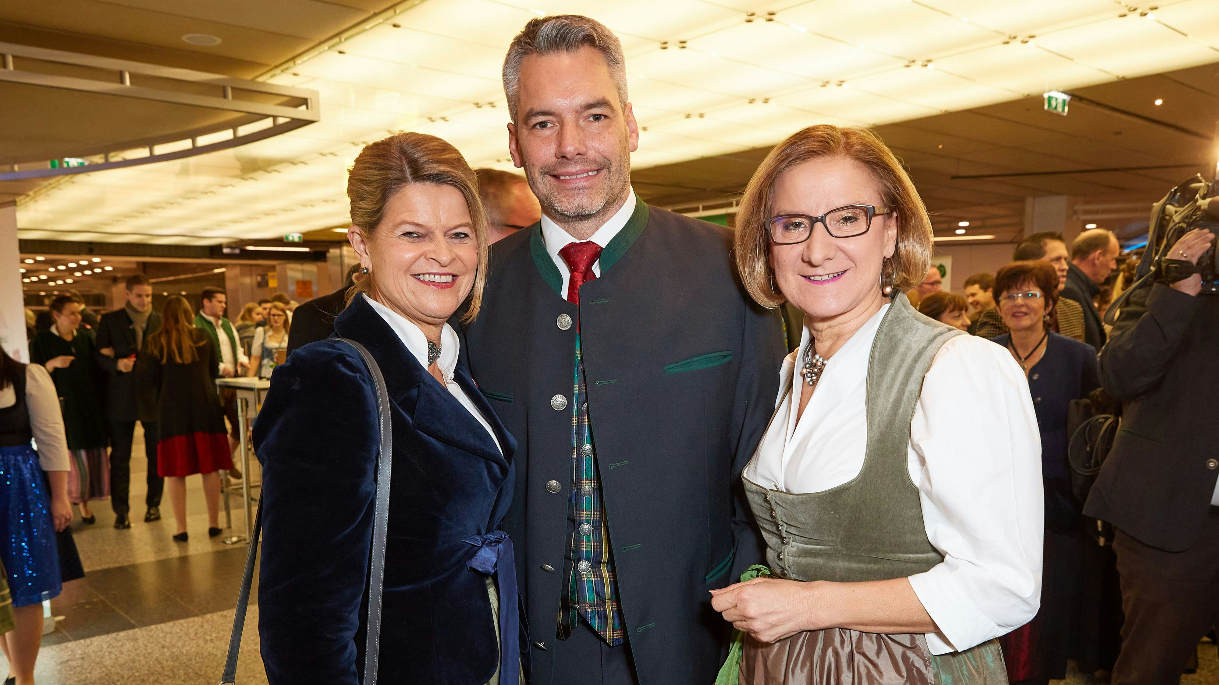 Dieses Foto vom Bauernbundball 2020 war Stein des Twitter-Anstoßes.