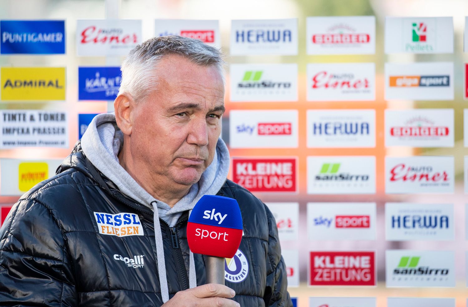 Peter Pacult ist sauer