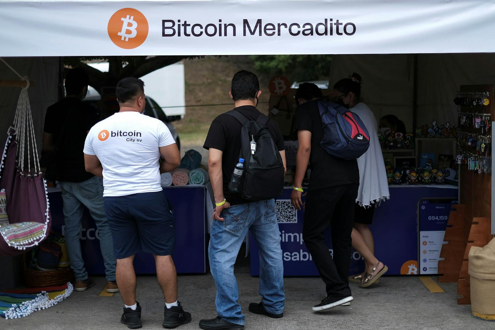 Holpriger Start in die Bitcoin-Ära in El Salvador