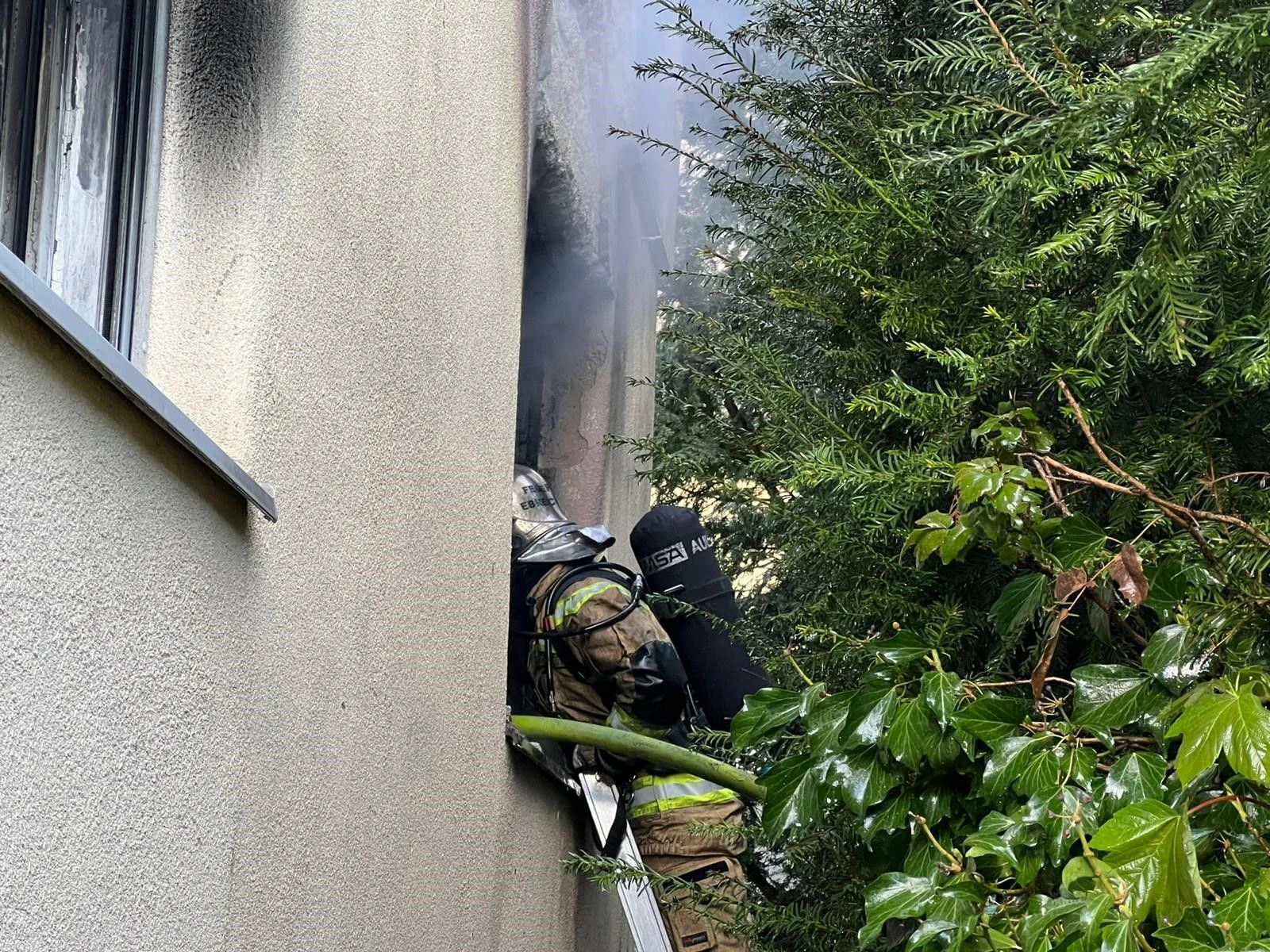 Die leblose Frau wurde vor Ort reanimiert.