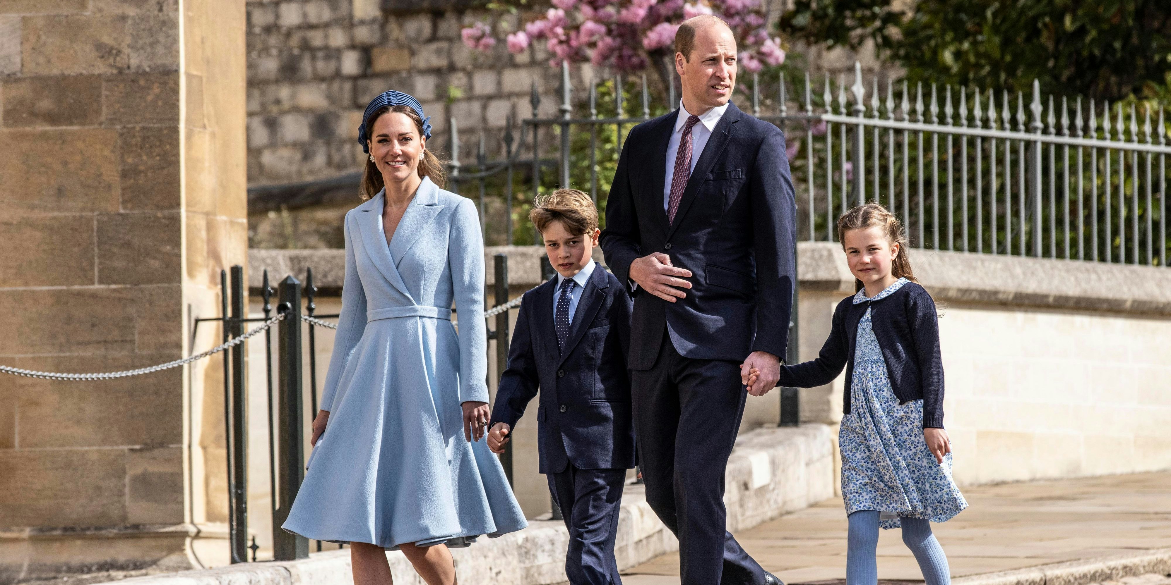 Kate kam mit William, George und Charlotte
