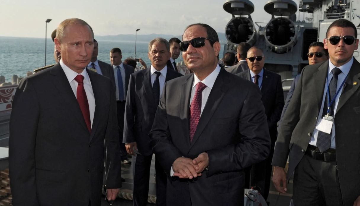 Wladimir Putin am Deck der Moskwa im Jahr 2014. 
