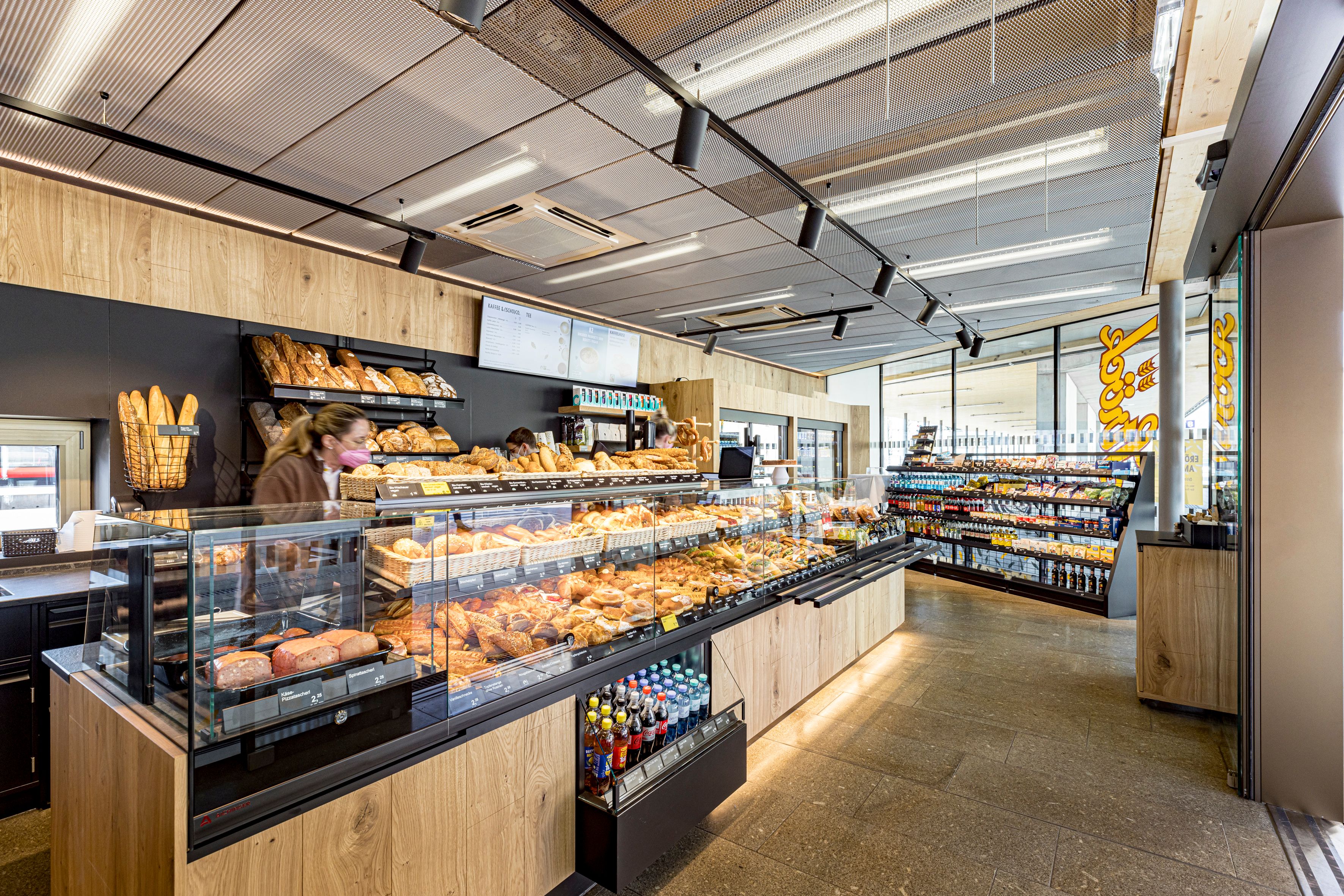 Neuer Bahnhofsgreißler in Bruck eröffnet