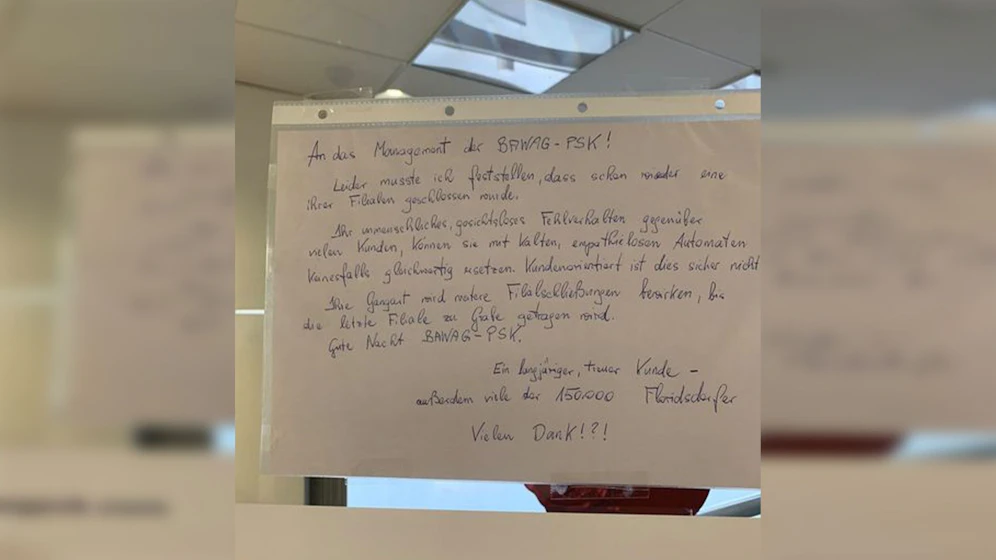 Die Filialen-Schließung auf der Brünner Straße machte ihm scheinbar sehr zu schaffen.