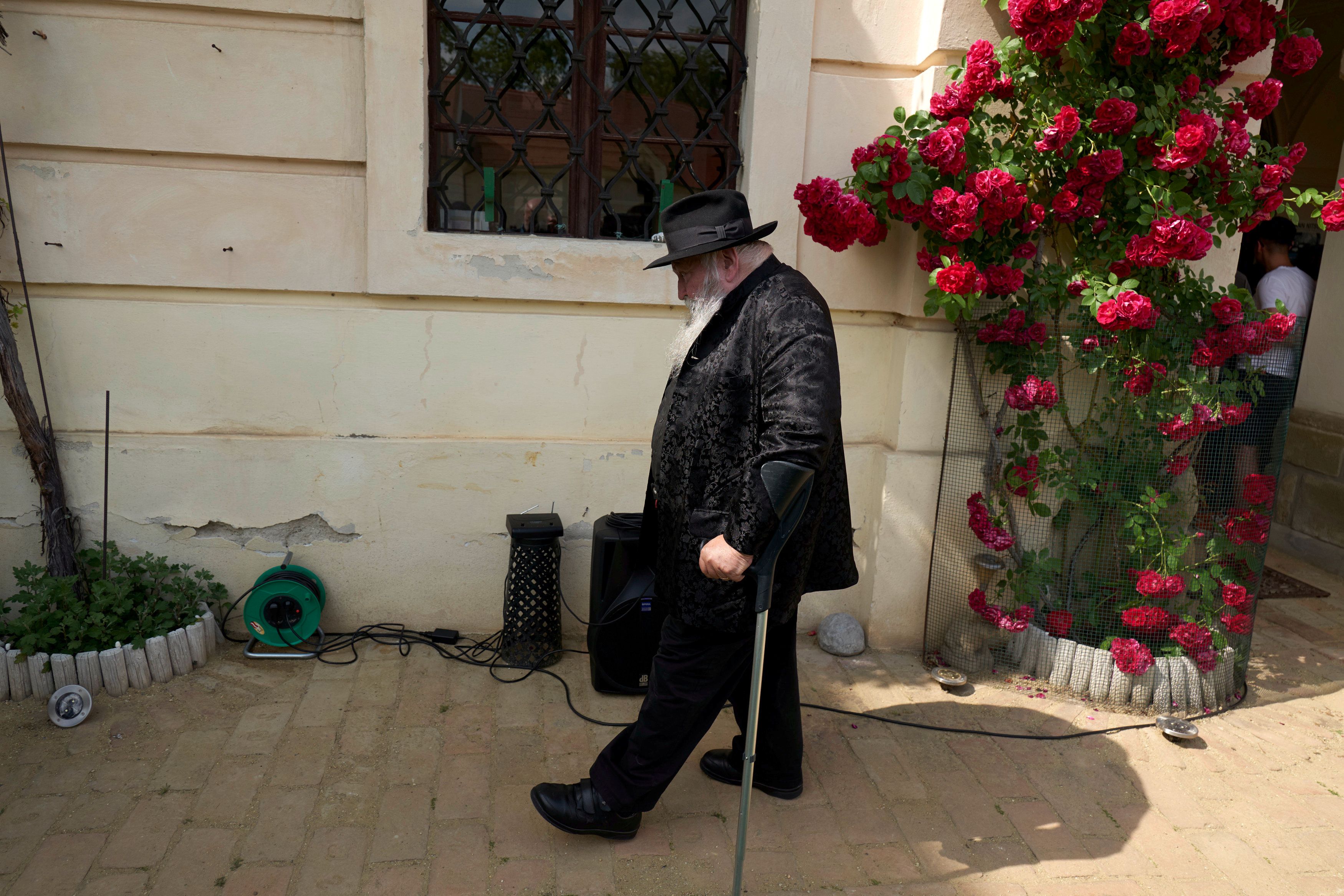 Prinzendorf: Pfingstfest 2019 mit Hermann Nitsch.