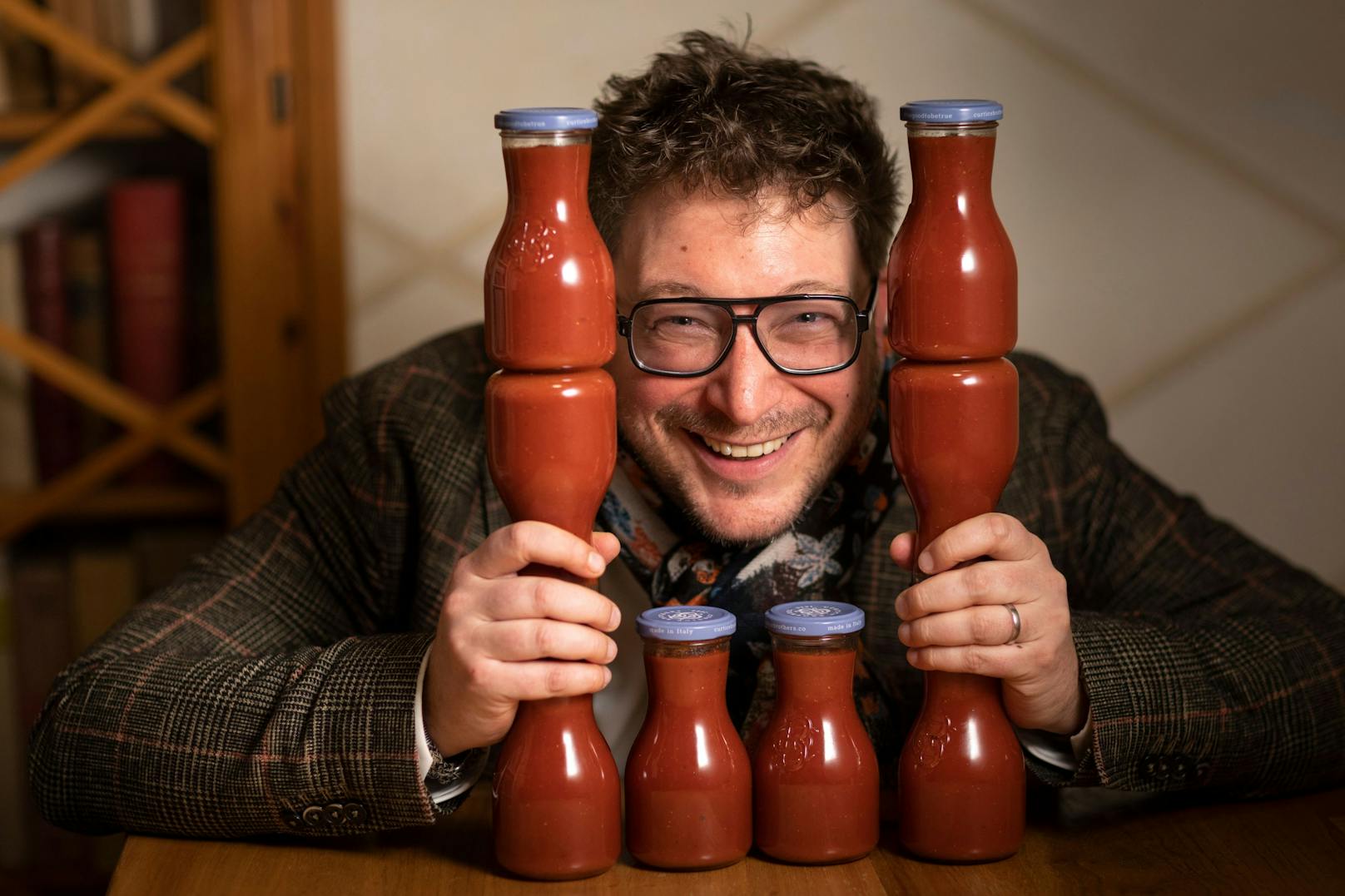 Mario C. Bauer produziert in Italien Ketchup