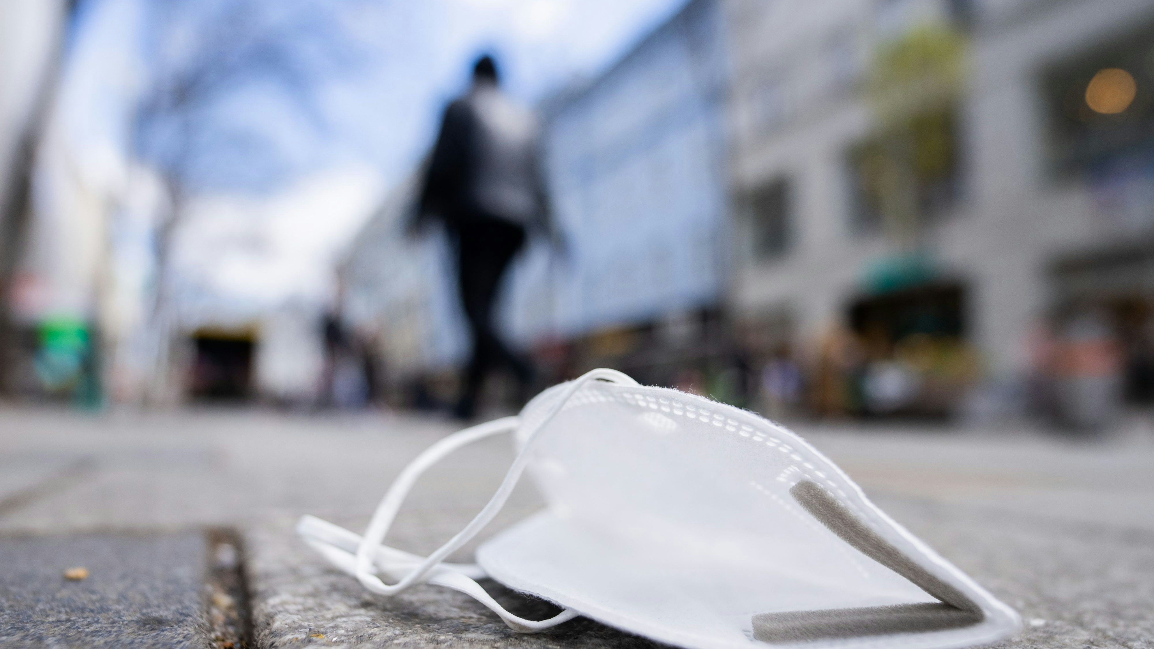 Heute.at - Dreifach-Welle in Spitälern: Wer Maske tragen muss