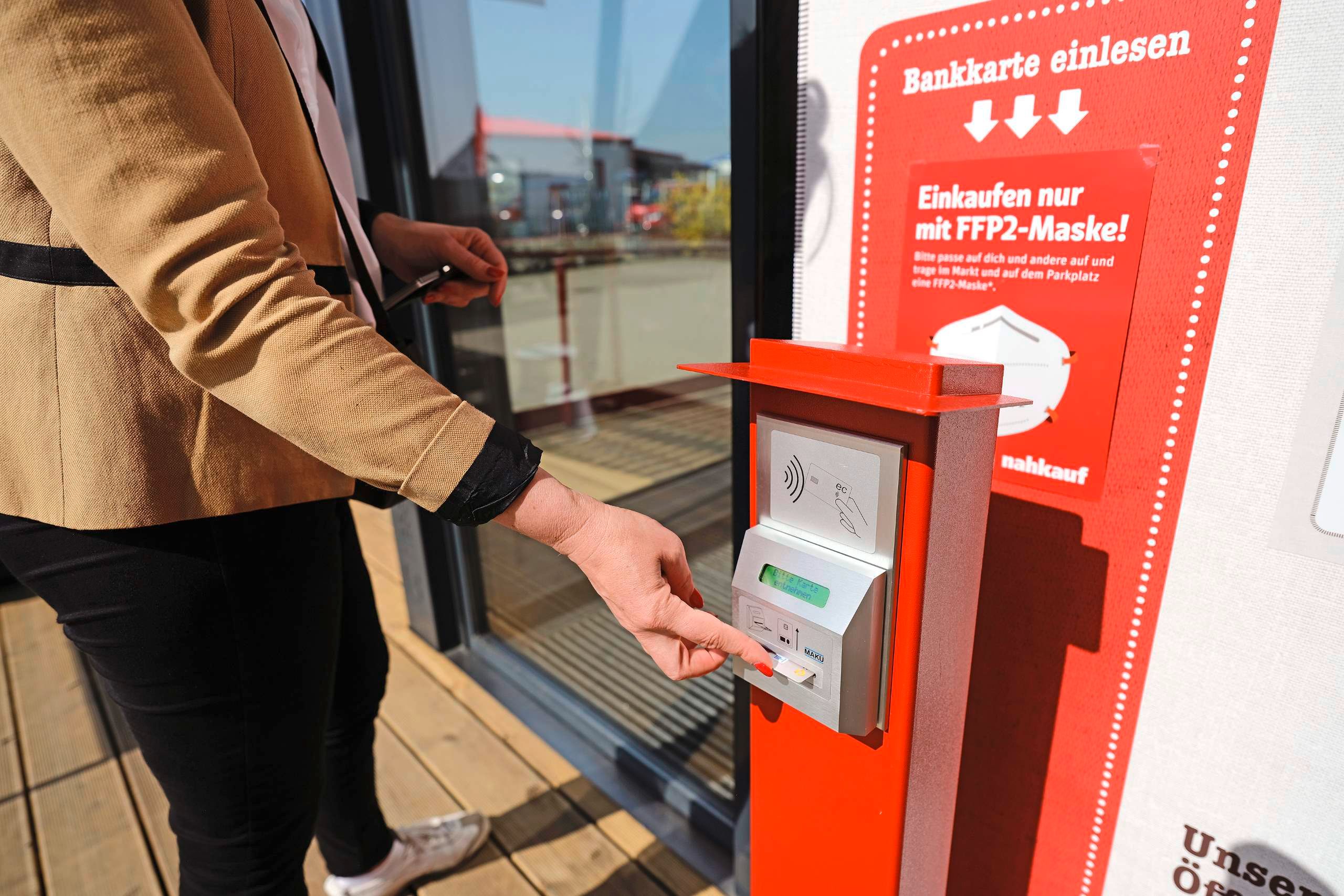 Der Walk-in-Store: Zutritt nur mit Karte!