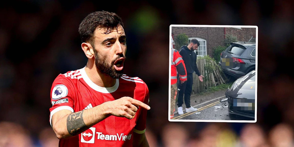 Bruno Fernandes begutachtet den Schaden an seinem Wagen.