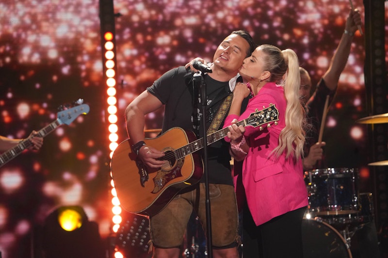 Schlager – Nach Kuss mit Gabalier – Beatrice Egli spricht Klartext | Heute.at