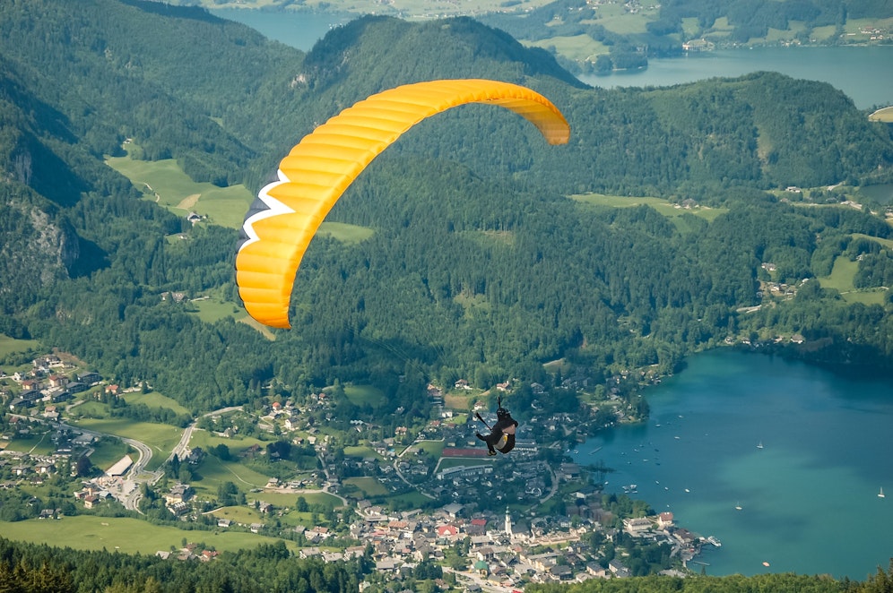 Der Paragleiter geriet während des Fluges in Turbulenzen und stürzte ab. Für ihn kam jede Hilfe zu spät. Symbolbild. 