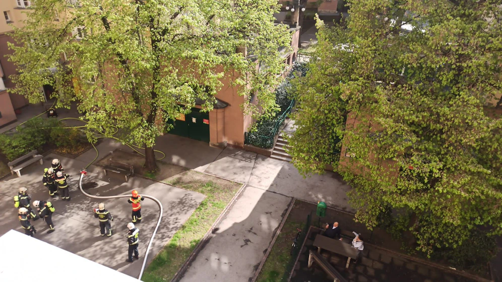24 Florianis löschten den Kellerbrand 
