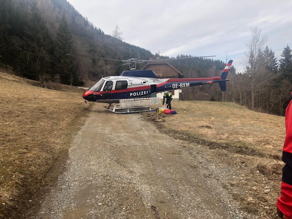 Mit dem Heli konnten die Urlauber am Berg ausfindig gemacht und ins Tal geflogen werden.