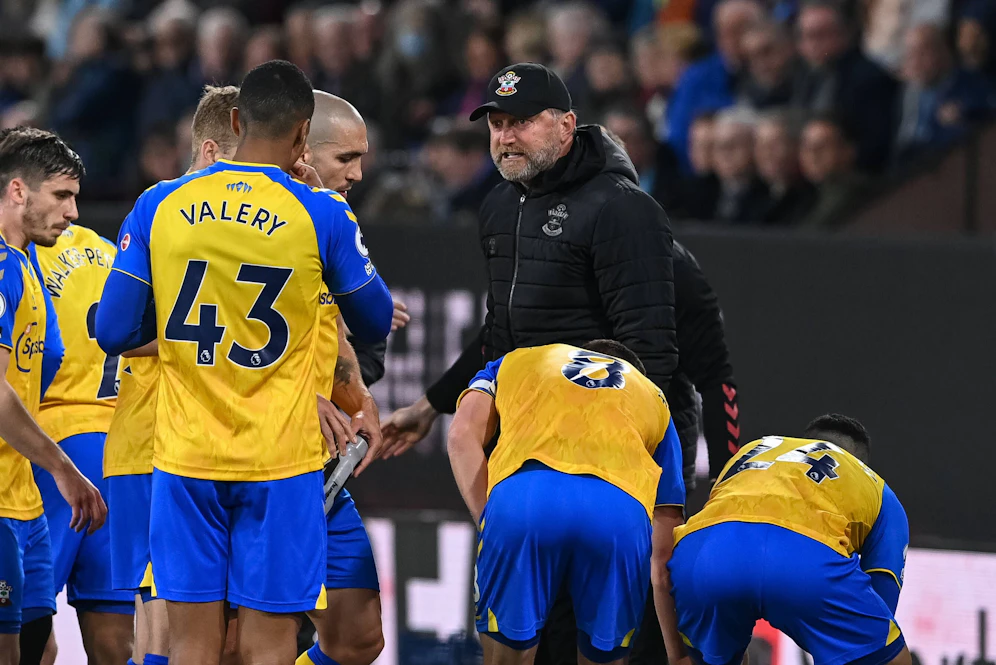 Ralph Hasenhüttl verliert gegen Burnley.