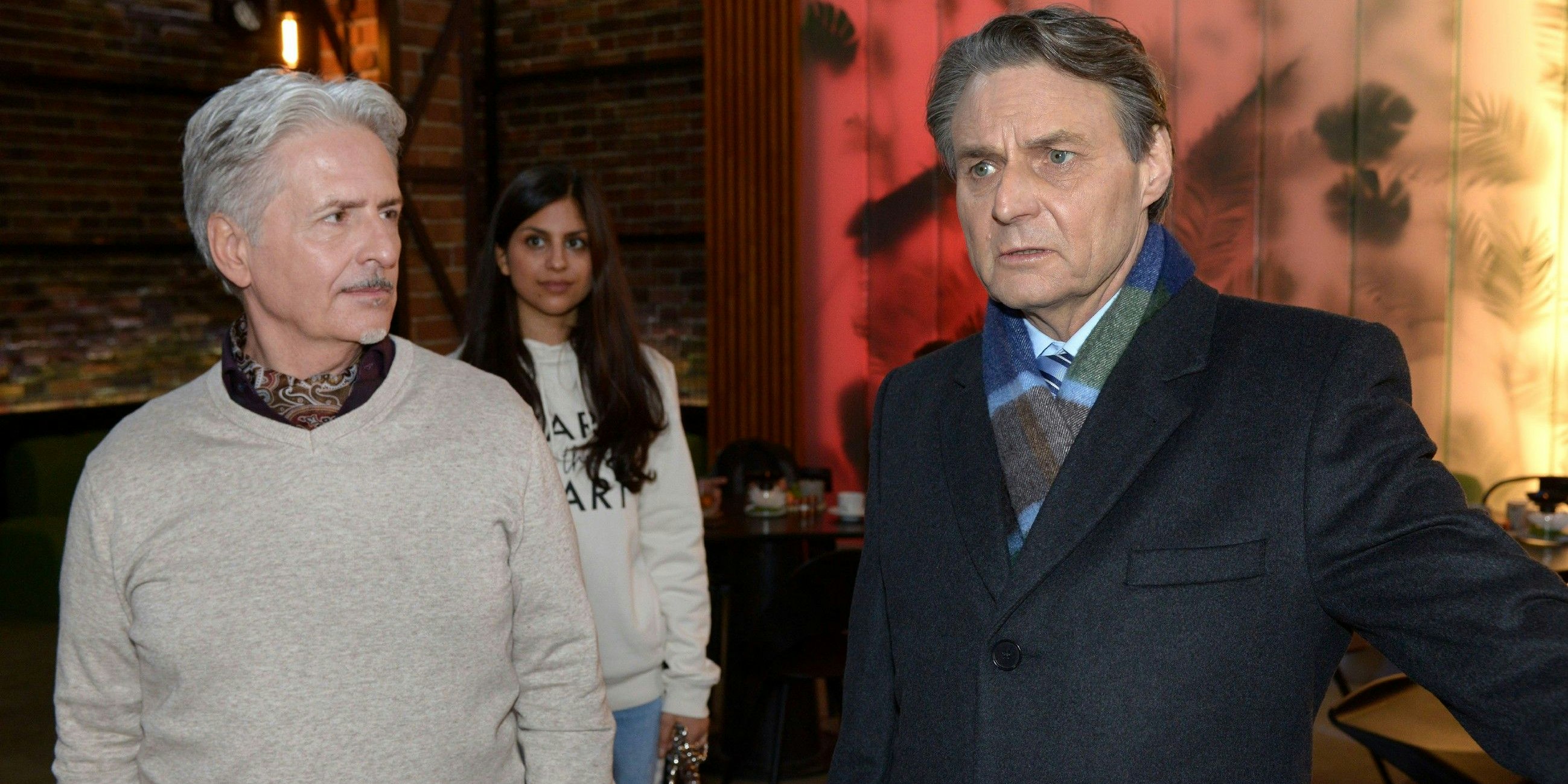 Linostrami (Matthias Unger, l.), Miriam (Sara Fuchs), Gerner (Wolfgang Bahro)