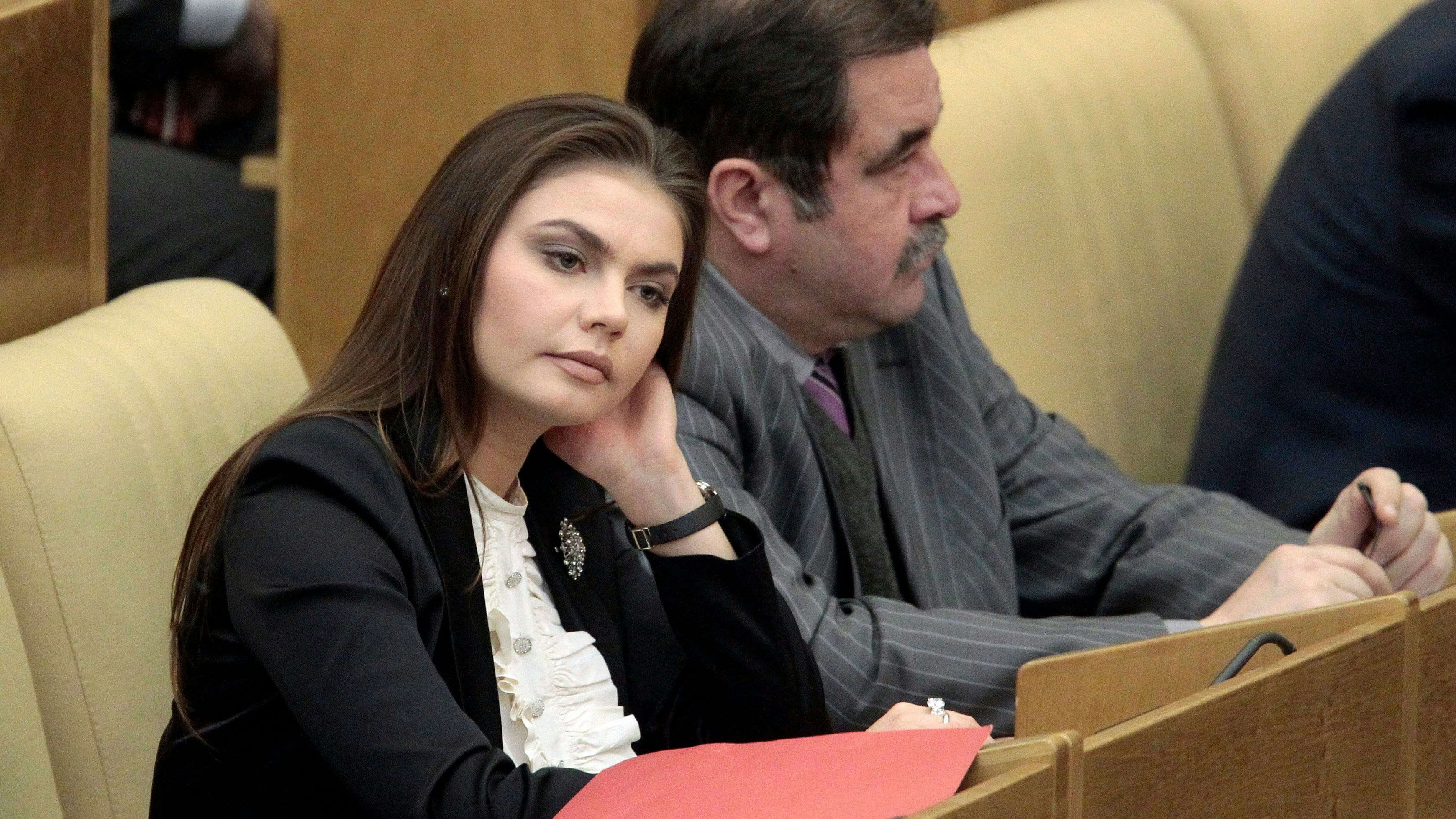 Heute.at - EU will Putins Freundin Alina Kabajewa sanktionieren