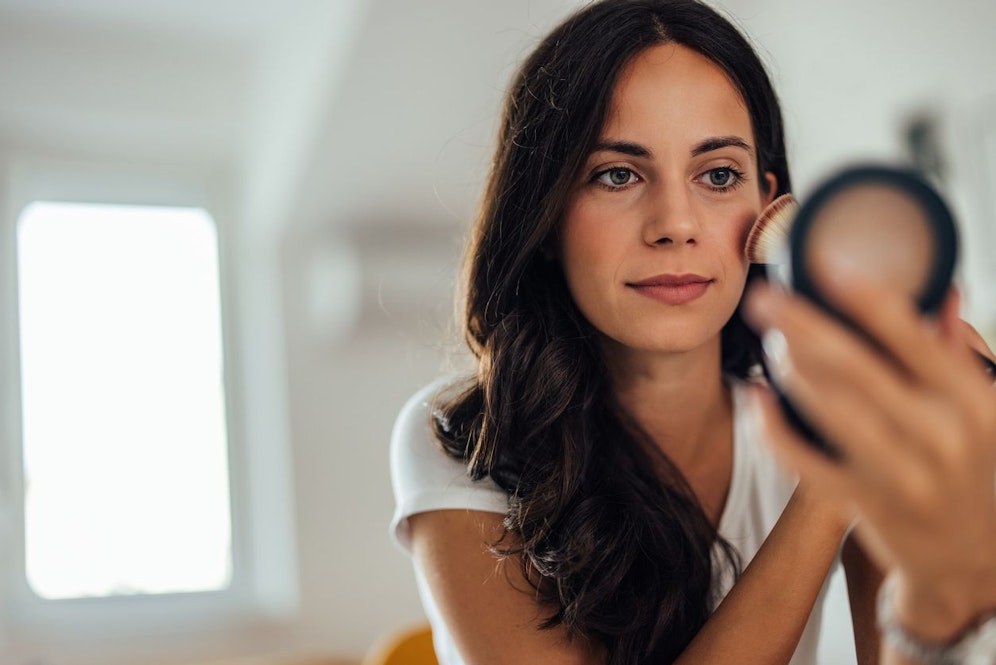 Migräne, Wetterfühligkeit, und da wäre noch die trockene Nase. Während der Übergangssaison gibt es zumindest für das letztere Problem eine geeignete Lösung.